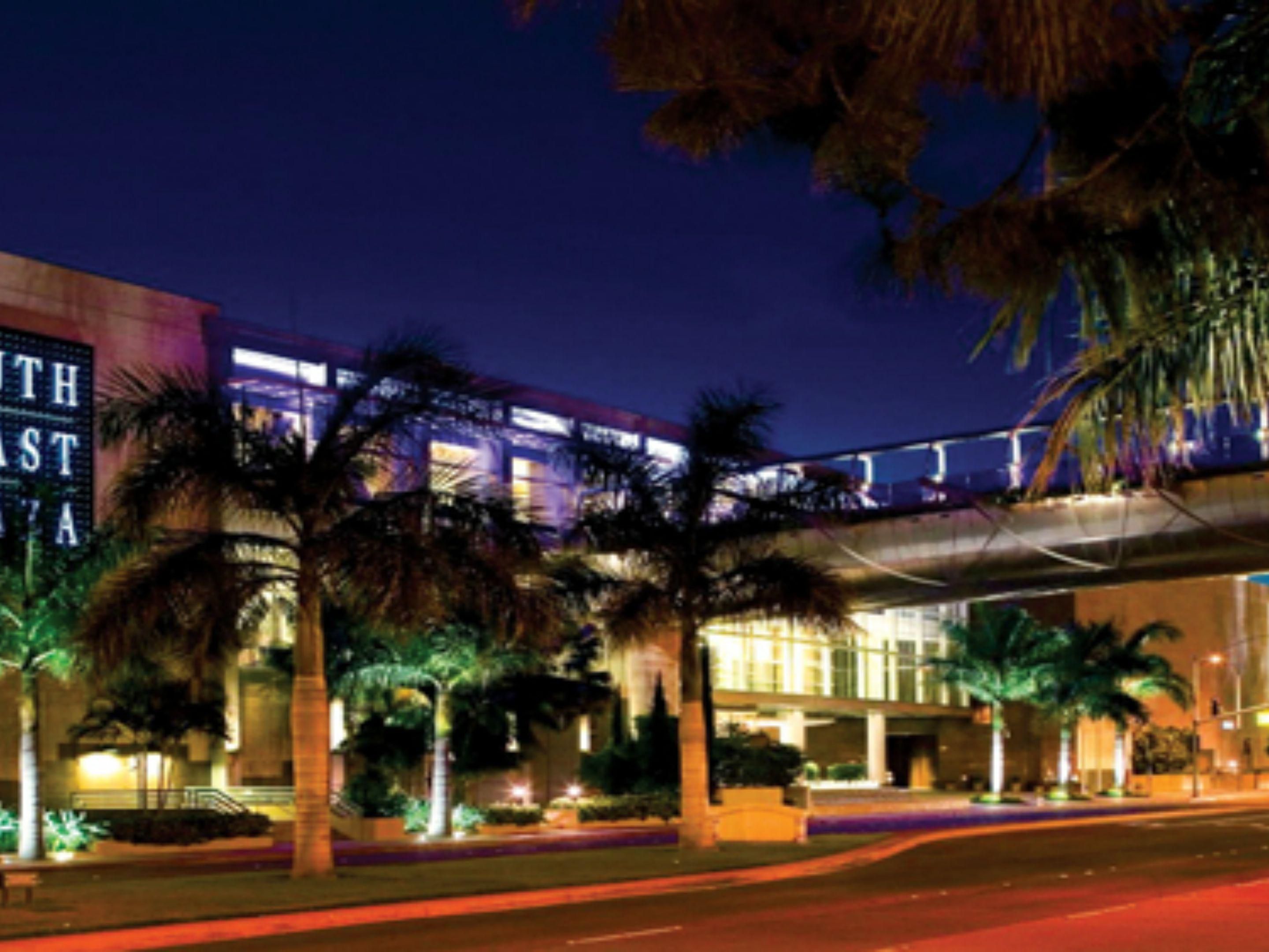 Jumpstart your holiday shopping early  this year at this world renowned shopping mall offering a unique assortment of high end boutiques and extraordinary dining options.  Shop safe and take advantage of curbside pick up offered by many retailers. Holiday Inn OC Airport is just a short drive away!
