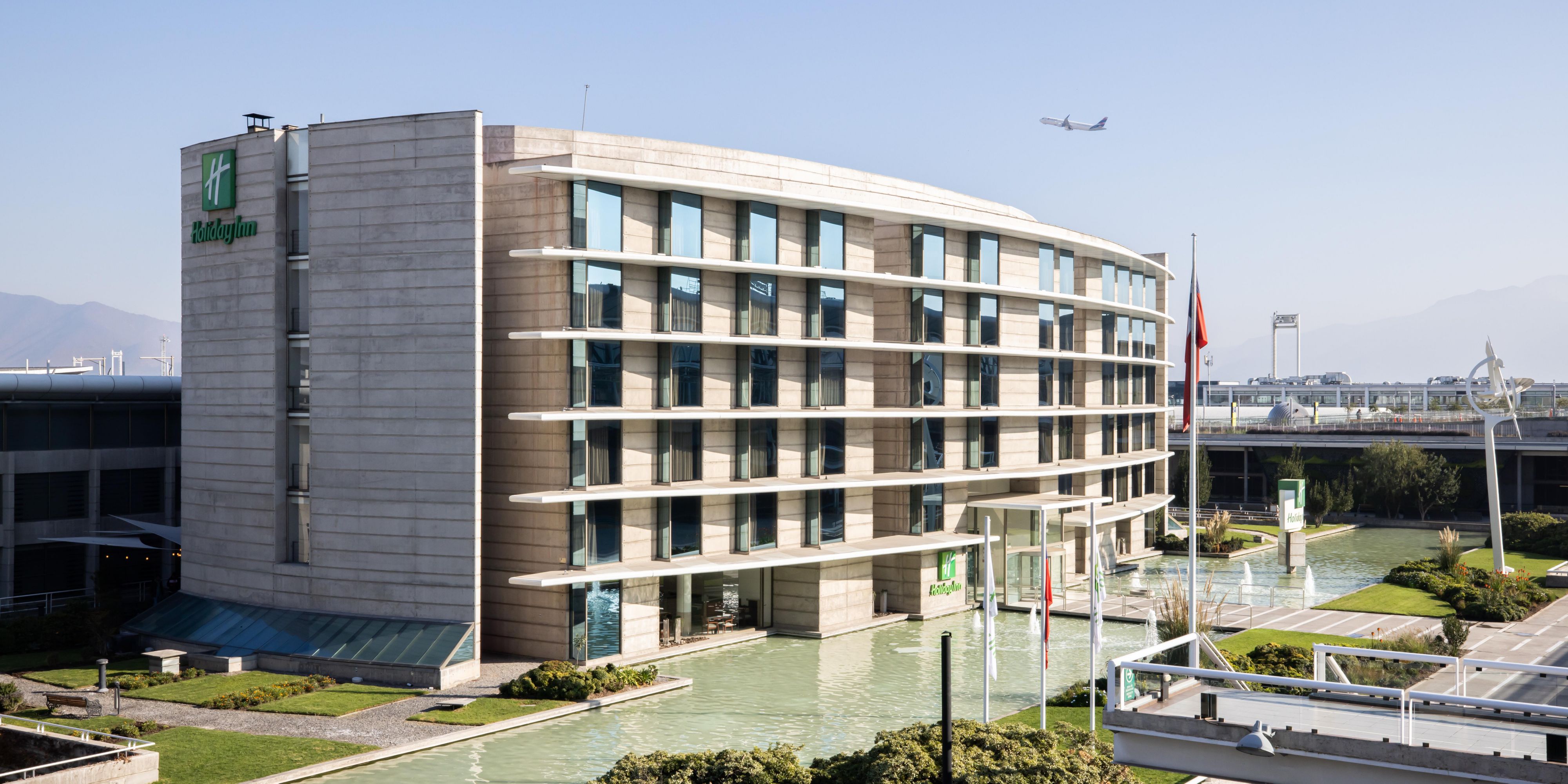 Holiday Inn Santiago - Terminal do Aeroporto
