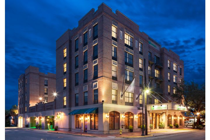 Holiday Inn Savannah Historic District