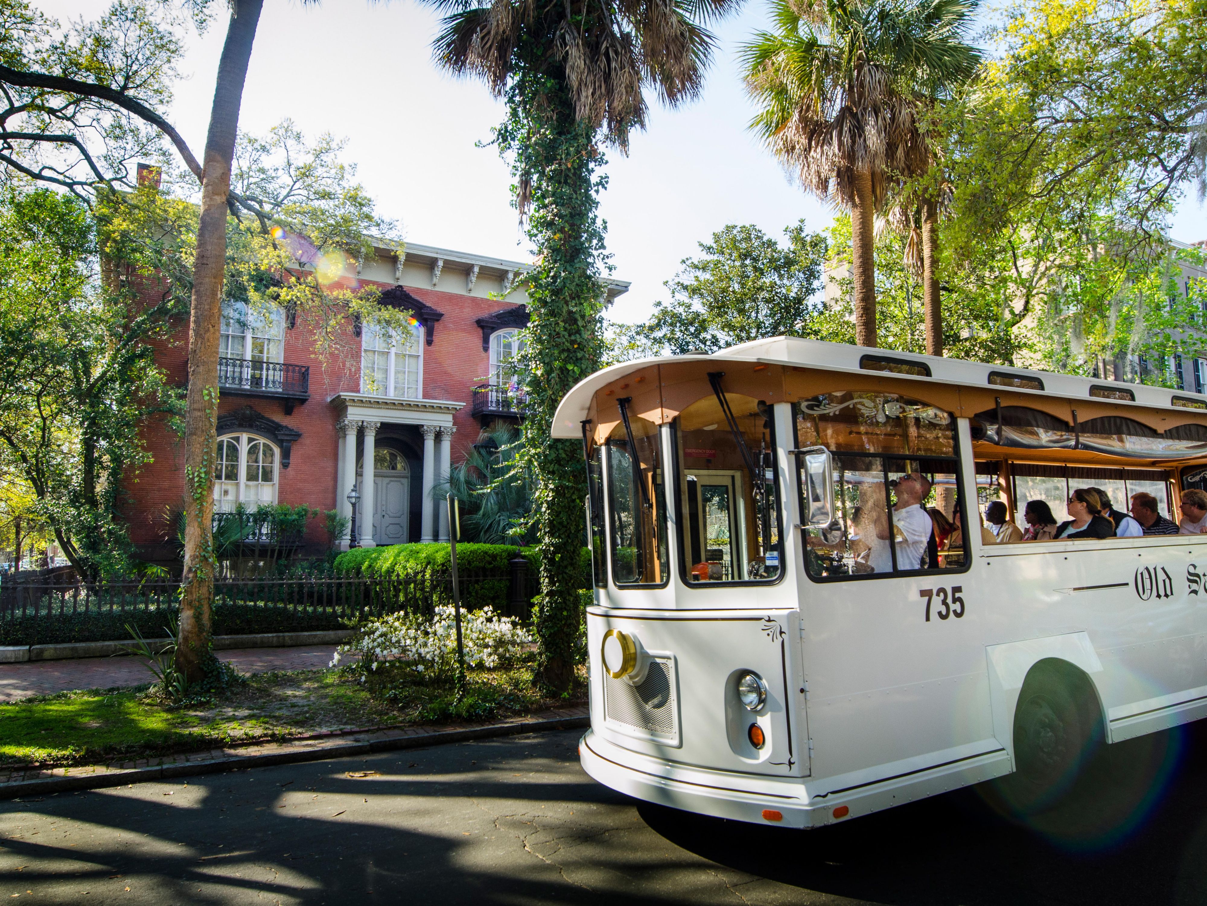 Need help planning your stay? We've got you covered! With our onsite concierge, you can get the inside scoop on all of Savannah's best attractions. Wondering which tour to take? Let us reserve a trolley tour and have the trolley pick you up at our front door. Have all the fun and leave the planning to us.
