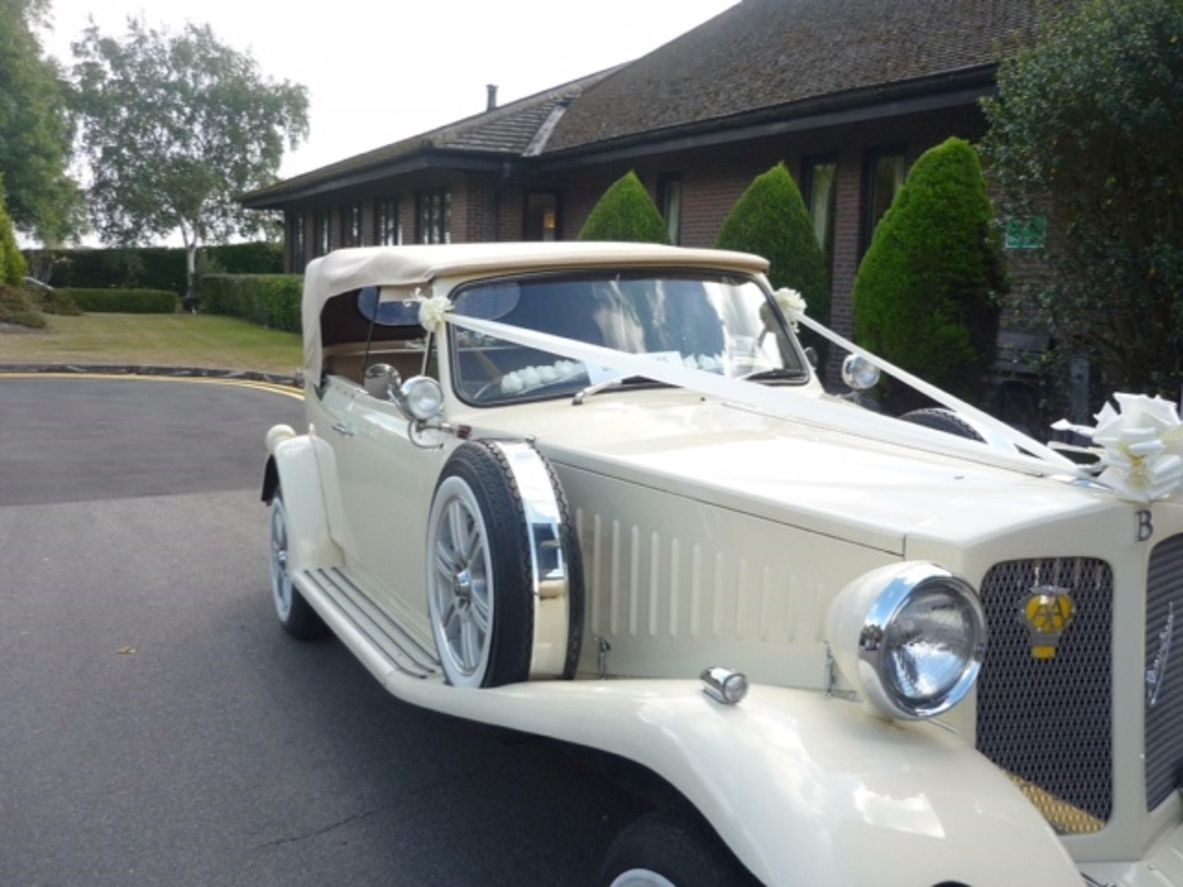 Celebrate your special day, here in the heart of Kent. The hotel provides a flexible and elegant setting for weddings of every size, from intimate gatherings to full-scale celebrations. Offering function rooms with neutral décor giving you a blank canvas to add your wedding colours and personal touches.