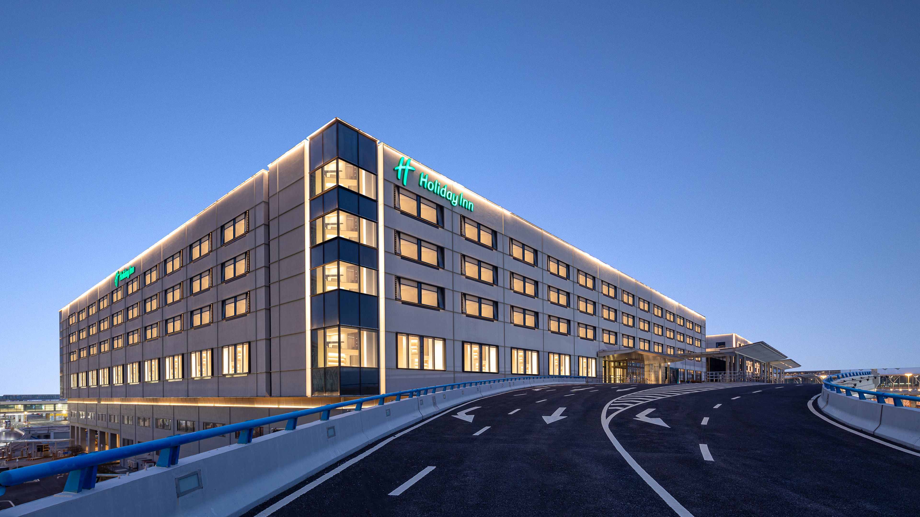 上海浦东机场假日酒店