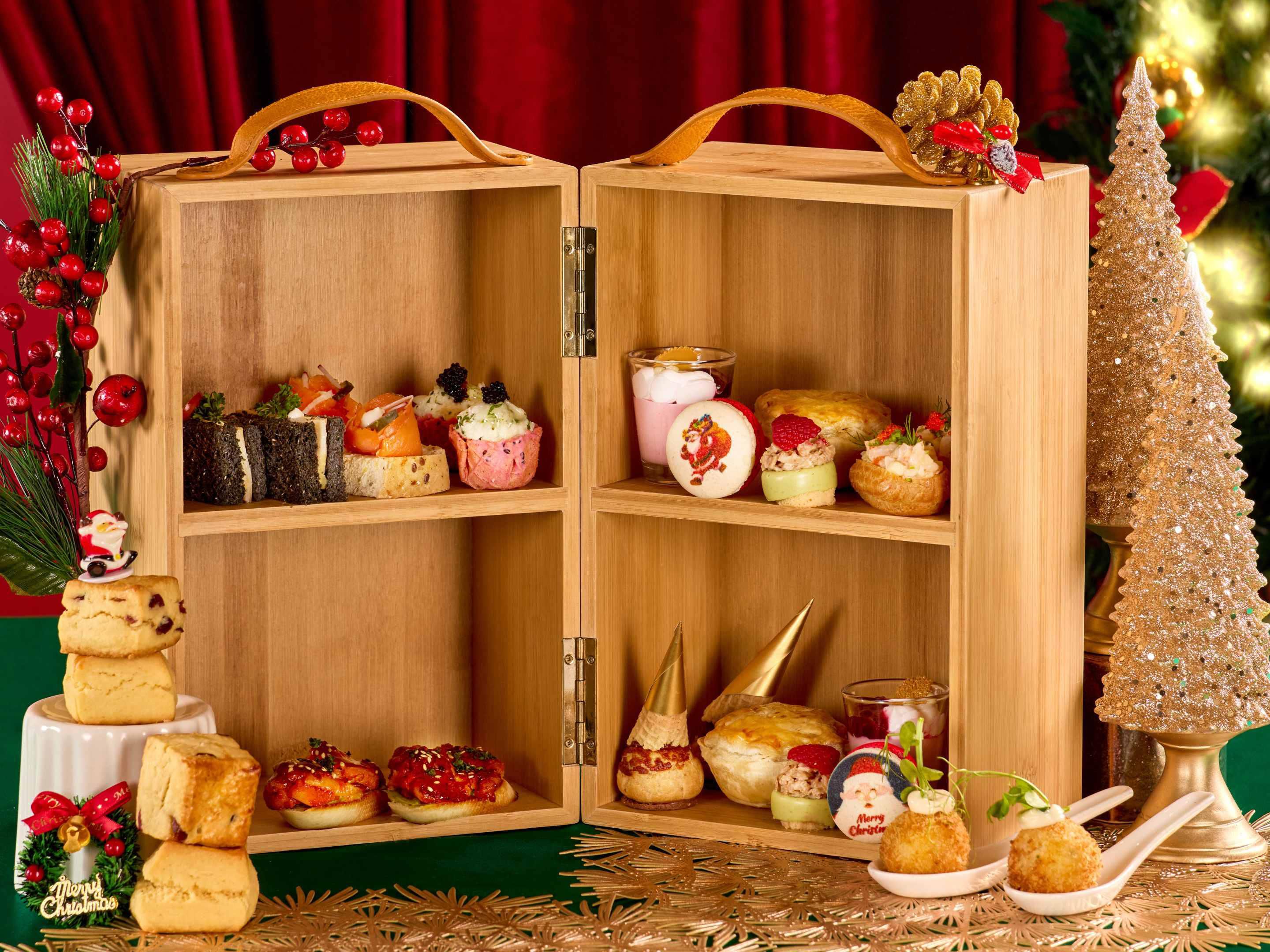 Elevate your celebrations with our delightful Joy of Christmas High Tea Set at Holiday Inn Singapore Orchard City Centre. Available Daily | 12pm to 5pm S$78++ for 2 Adults (1-for-1 promotion) S$45++ per additional pax IHG One Rewards Members enjoys additional 10% off