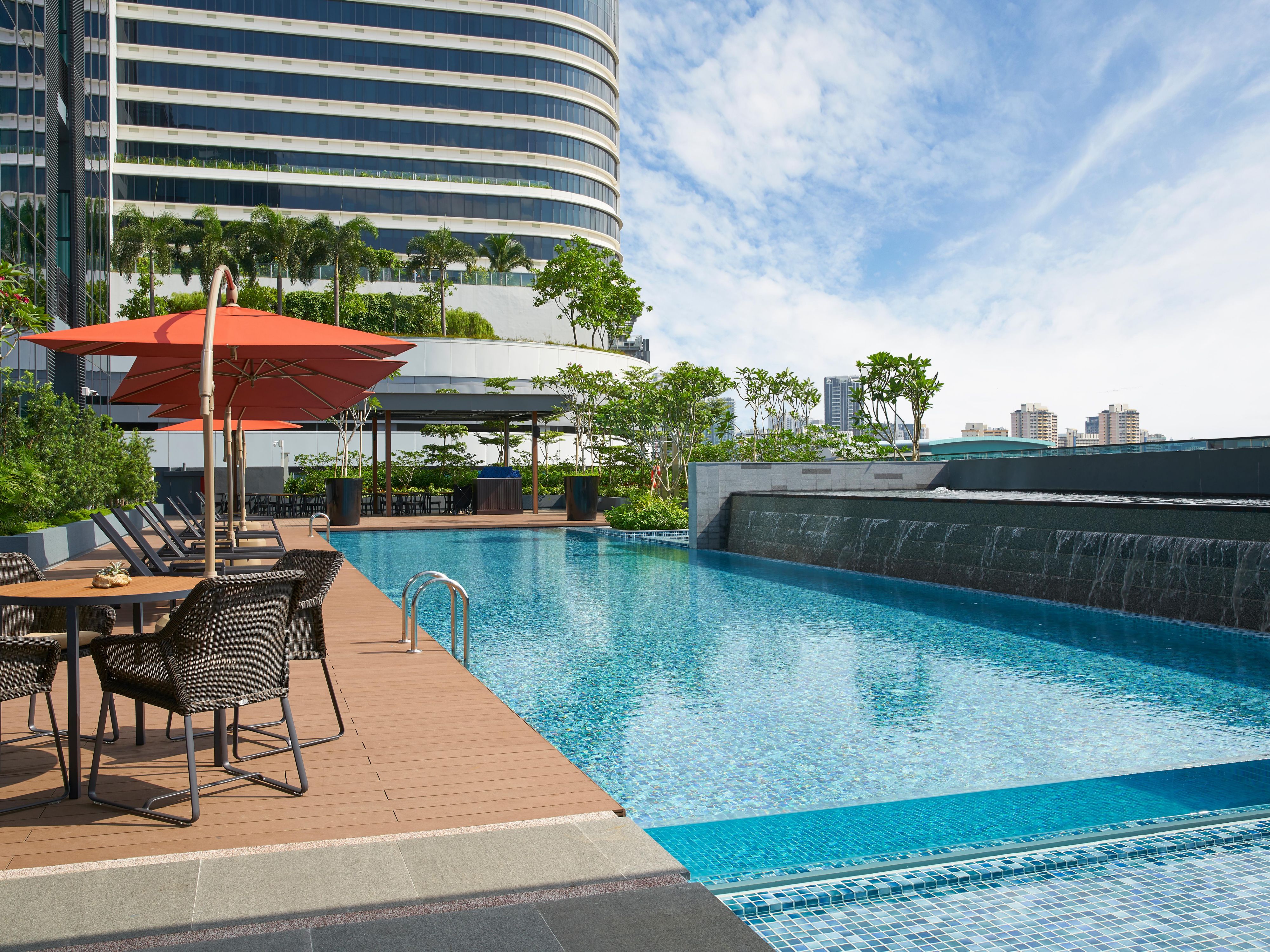 Located on Level 5, right next to our all-day dining restaurant and bar, our outdoor pool will give you relaxation and rejuvenation like no other! Book your stay now to relax while you enjoy stunning city views.