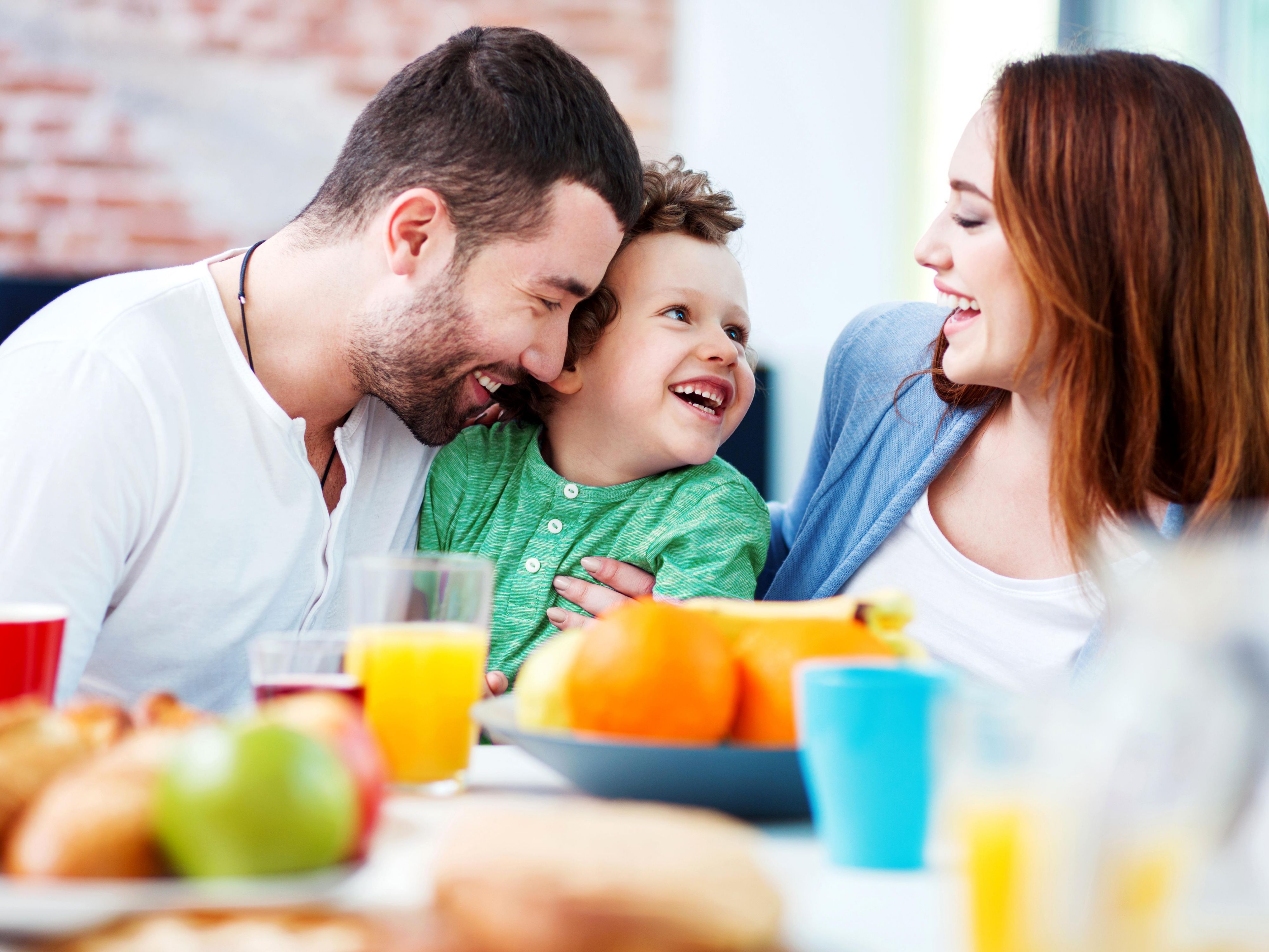 Treat your Dad to a sumptuous Father's Day buffet, packed with hearty favourites – all at a great price! Lucky Draw - Win ferry tickets to the Singapore River Cruise and a crab buffet dinner for 2 adults and 2 children (below 12 yo) – the perfect family treat this Father's Day!