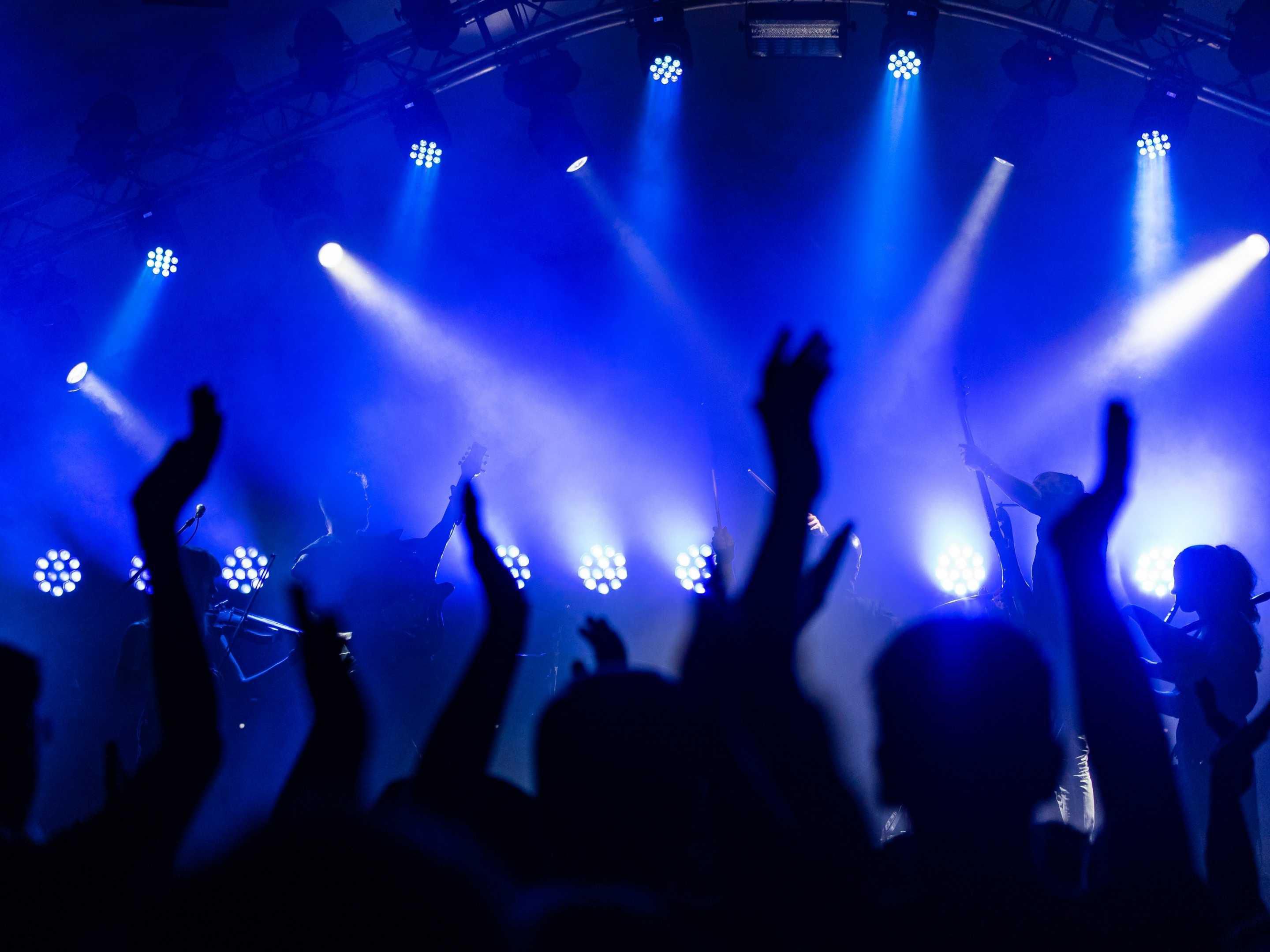 Experience live music like never before! Our hotel in Somerville, MA, offers easy access to top venues such as TD Garden, Fenway Park, Gillette Stadium, and Leader Bank Pavilion. Don’t miss Tyler, the Creator (July 8–9), Coldplay (July 15–16), Linkin Park (July 31–August 1), Morgan Wallen (August 22–23), and My Chemical Romance (September 7). 