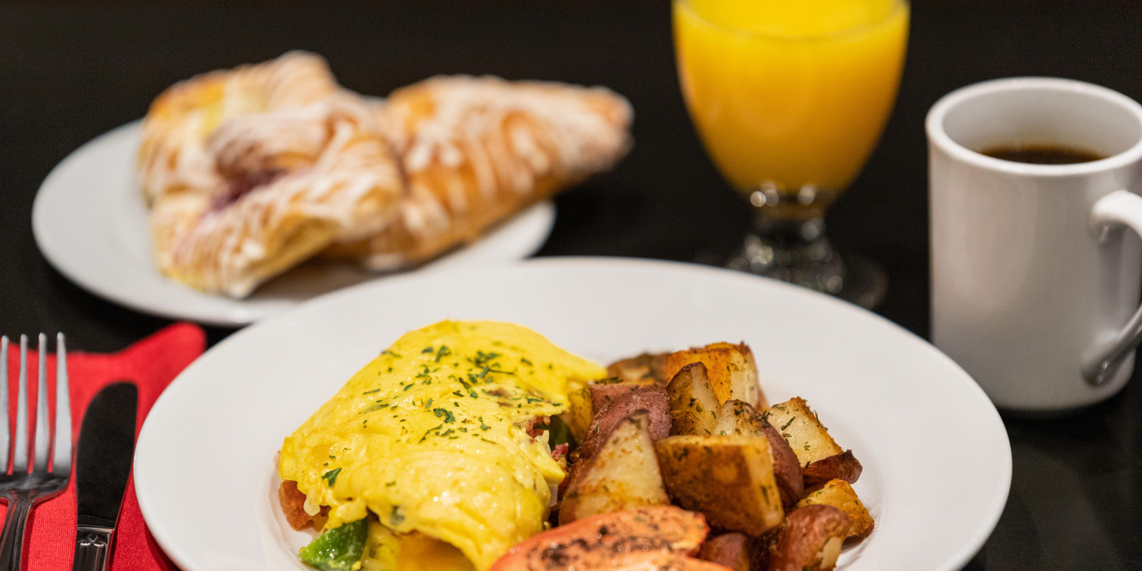 Wake up to freshly brewed coffee and a hot breakfast.