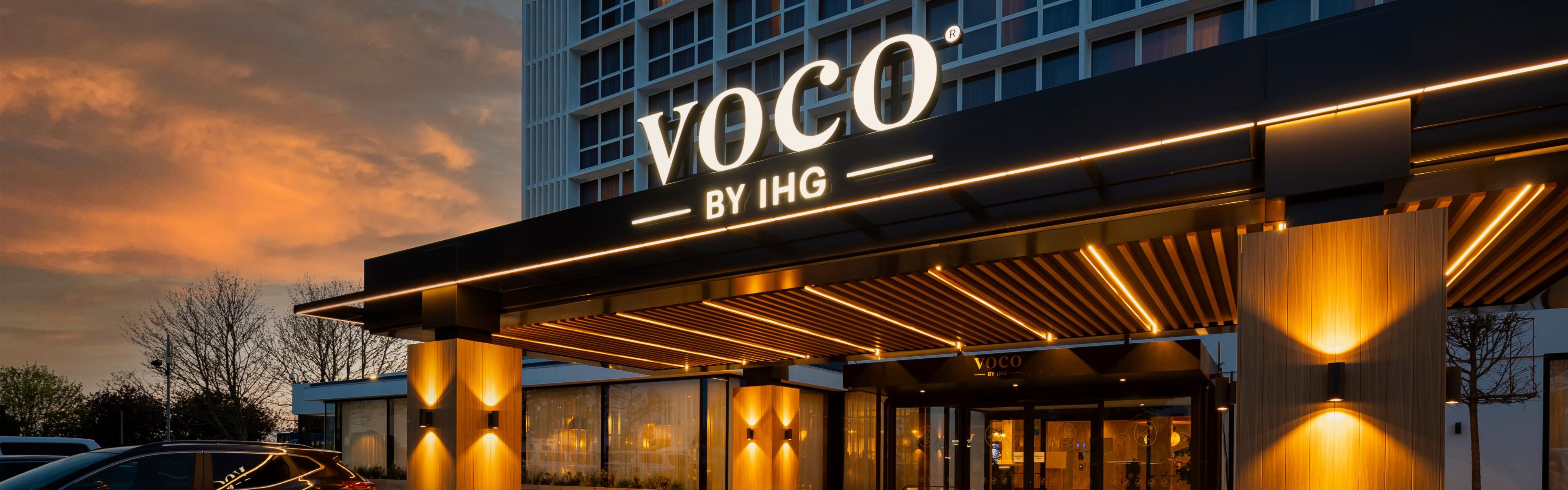 $hotelInfo.mediaDetails.welcomePhotos.primaryPhoto.caption}