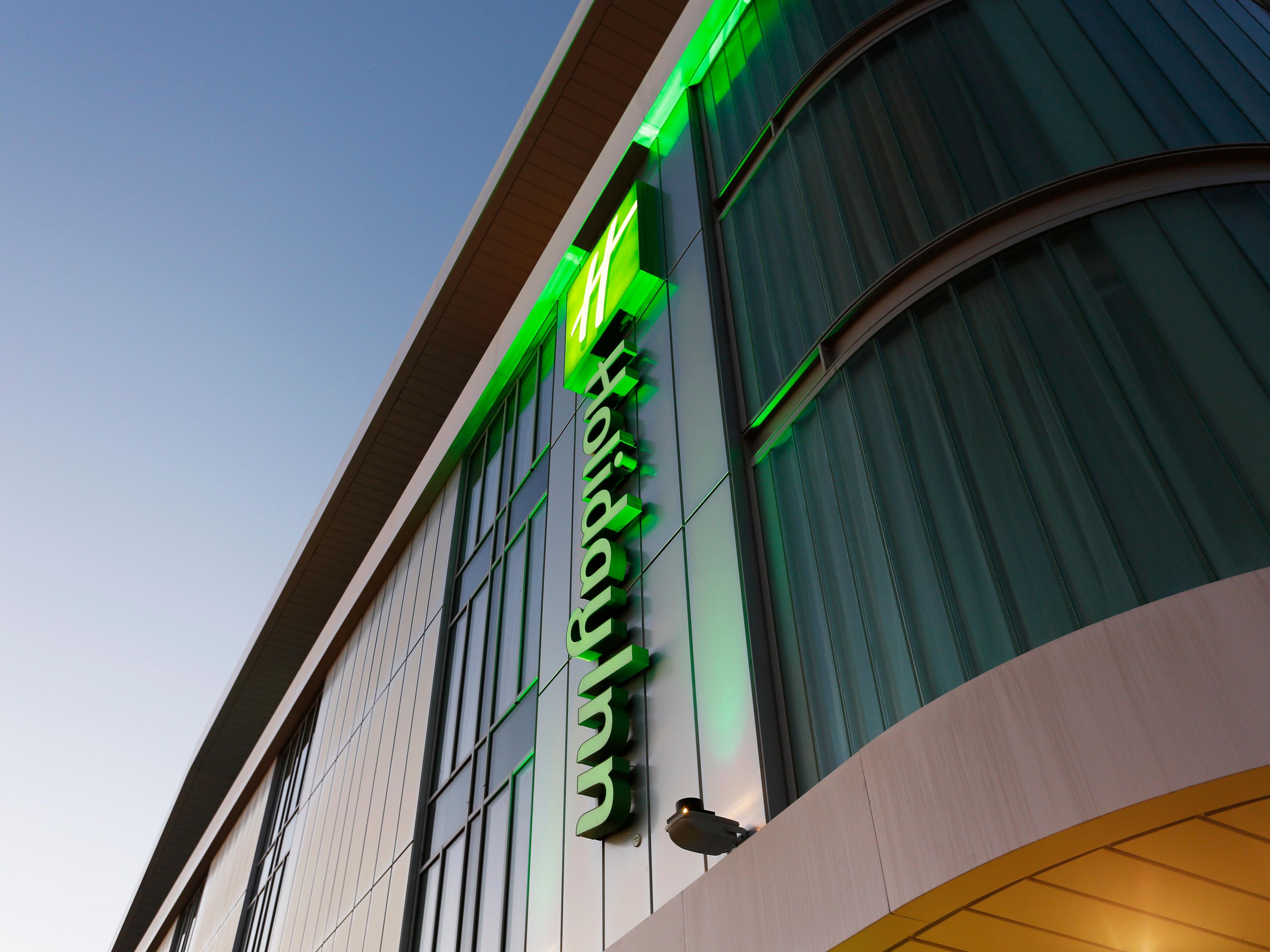 Hotel Exterior Southend