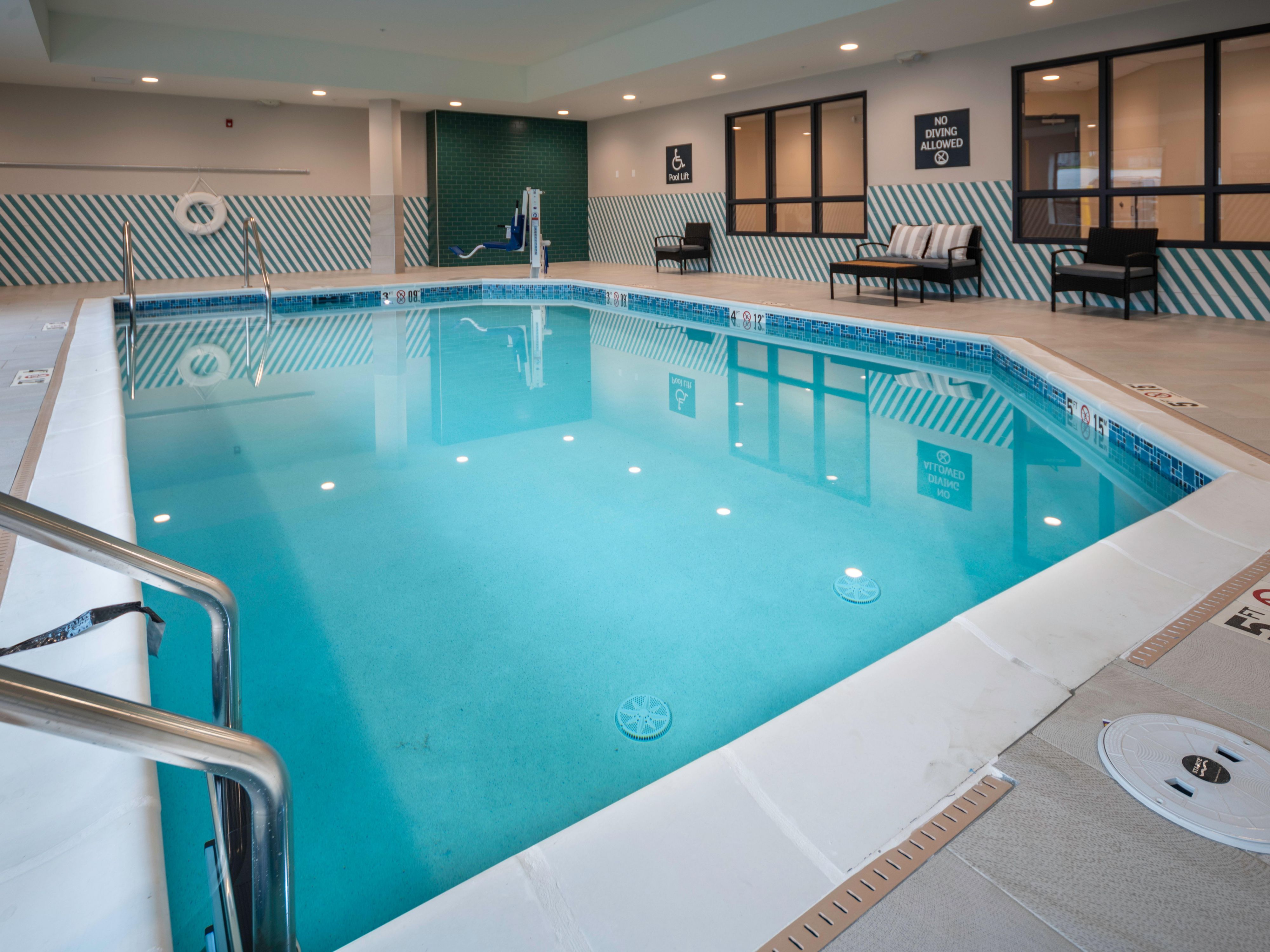 Inn holiday pool express hotel ohio tiffin review swimming miller dan jun comments also there