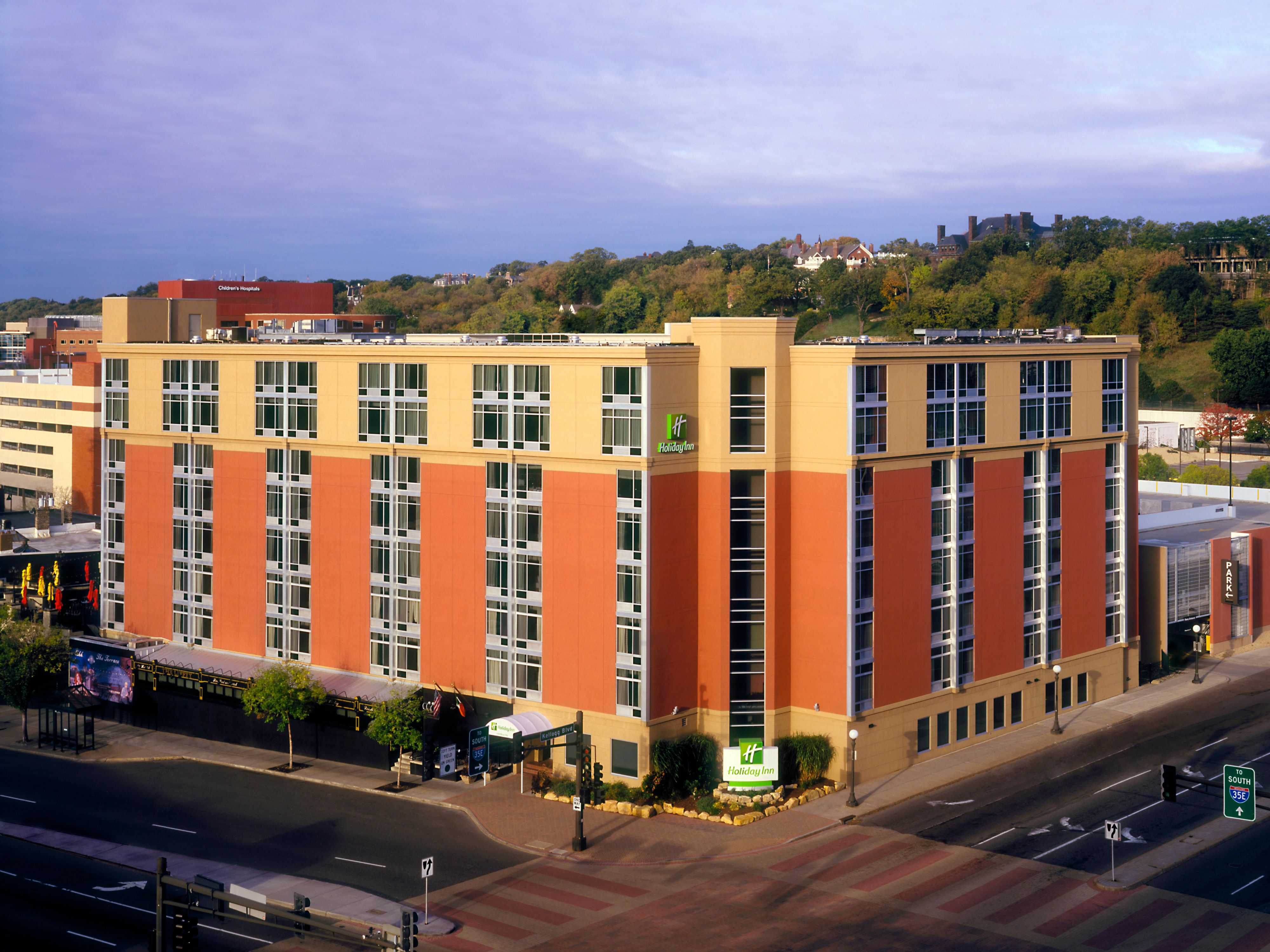 Downtown St. Paul Hotels in Minnesota | Holiday Inn St. Paul Downtown