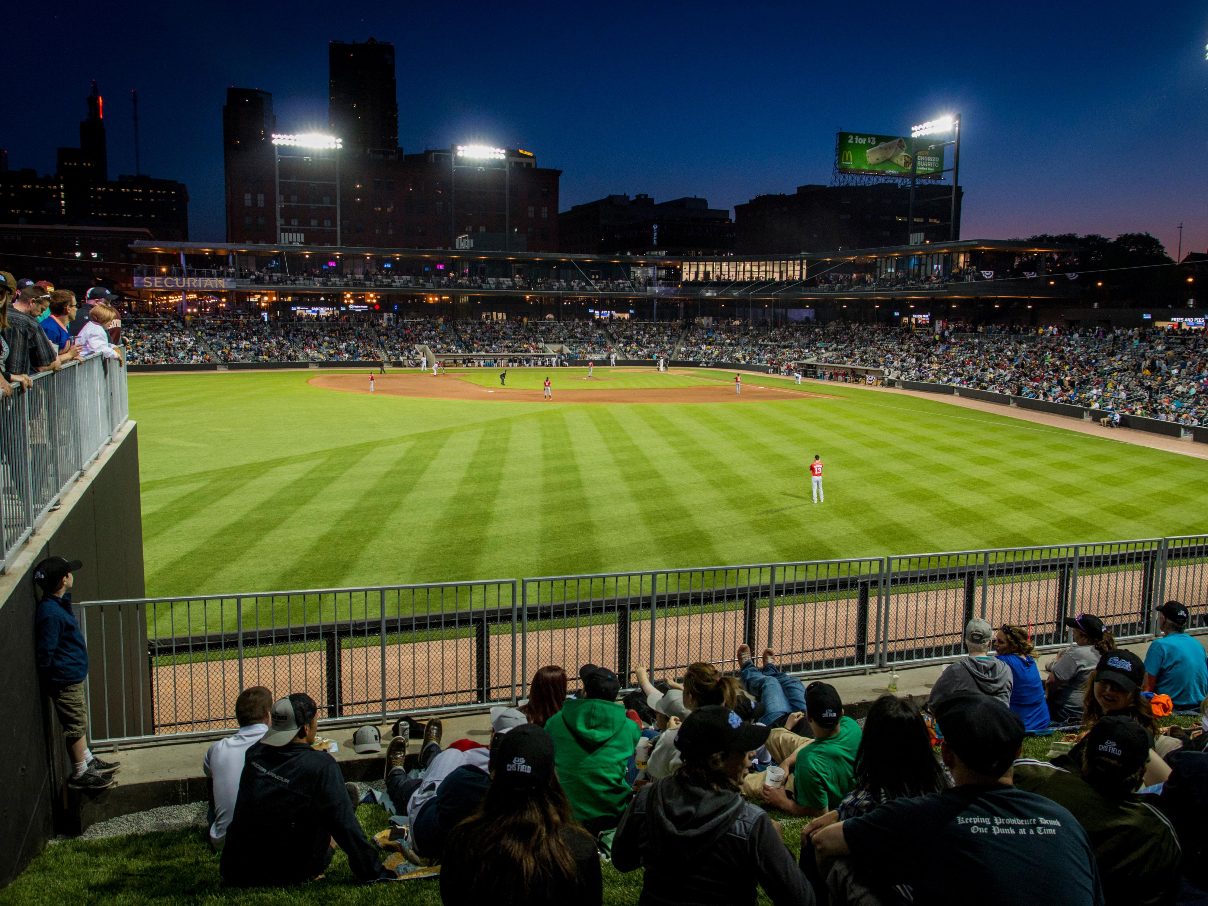 We are only one mile from CHS Field, which is the host stadium to the St. Paul Saints Baseball Club. Take advantage of our complimentary shuttle to and from games (based on availability).