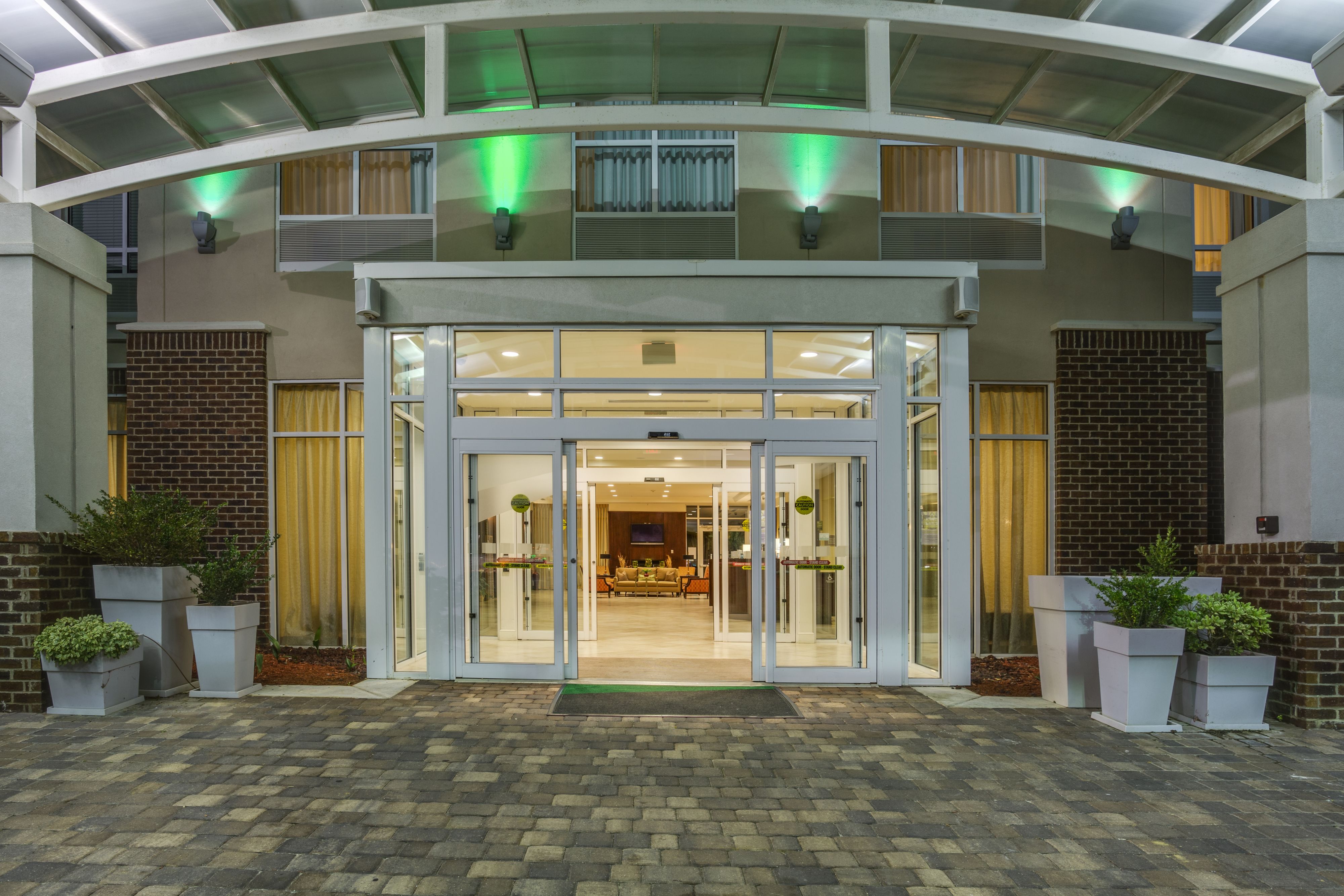 Holiday Inn 斯泰茨伯勒的大学区