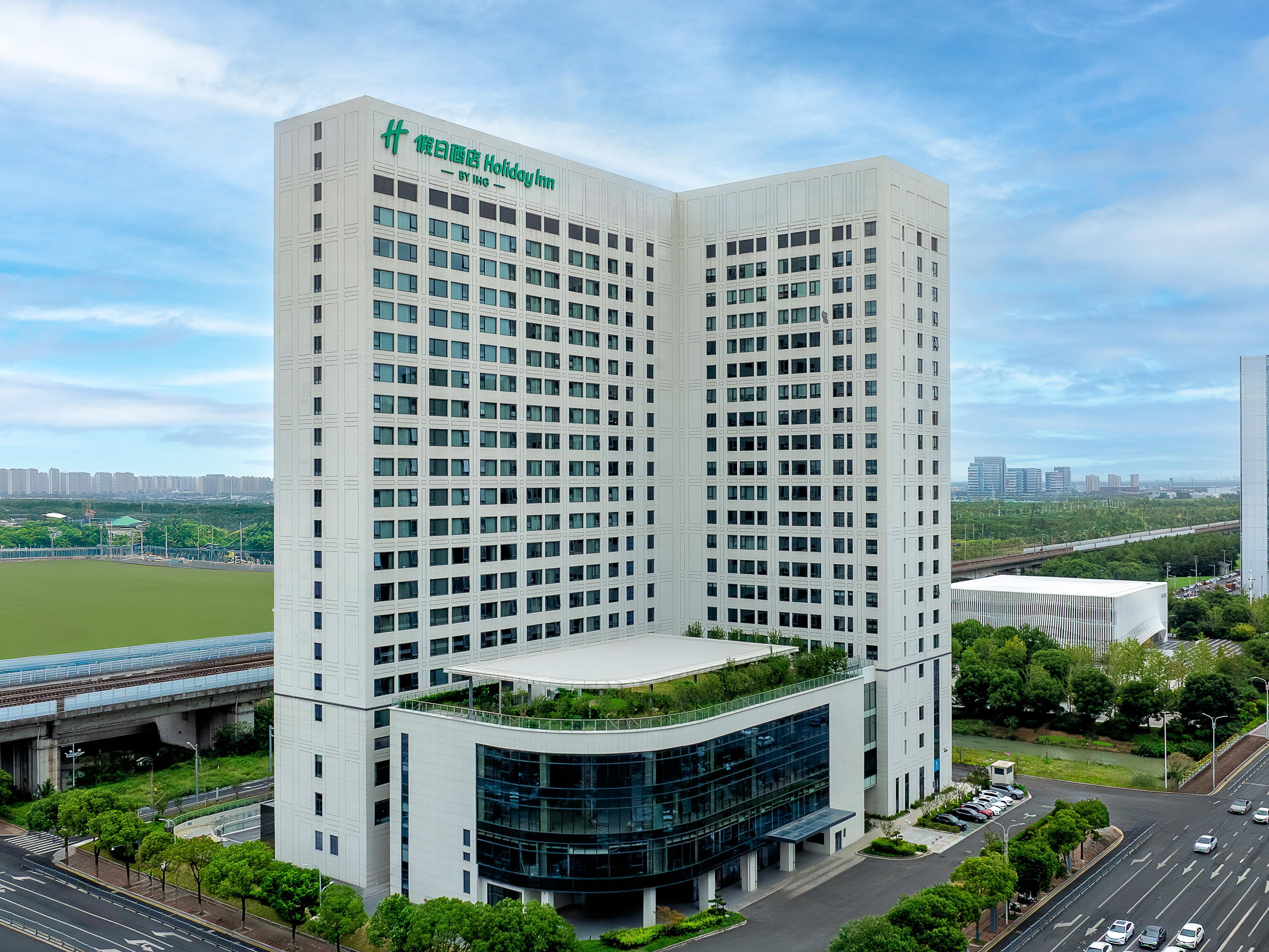 Full View Hotel