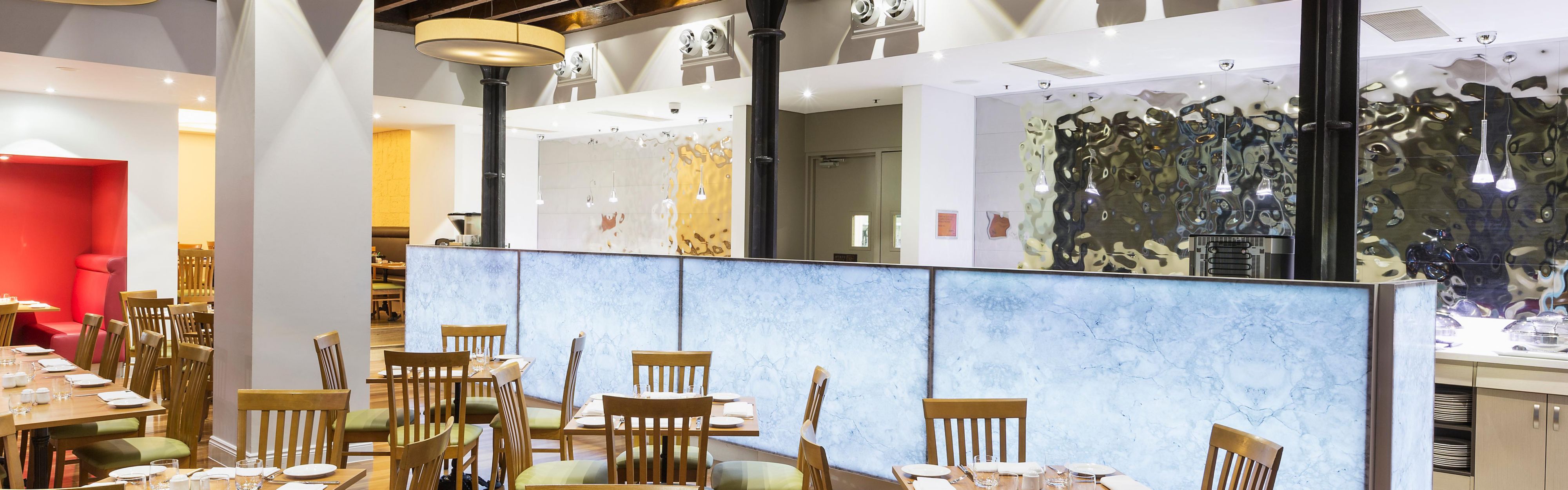 Restaurants Near Holiday Inn Darling Harbour