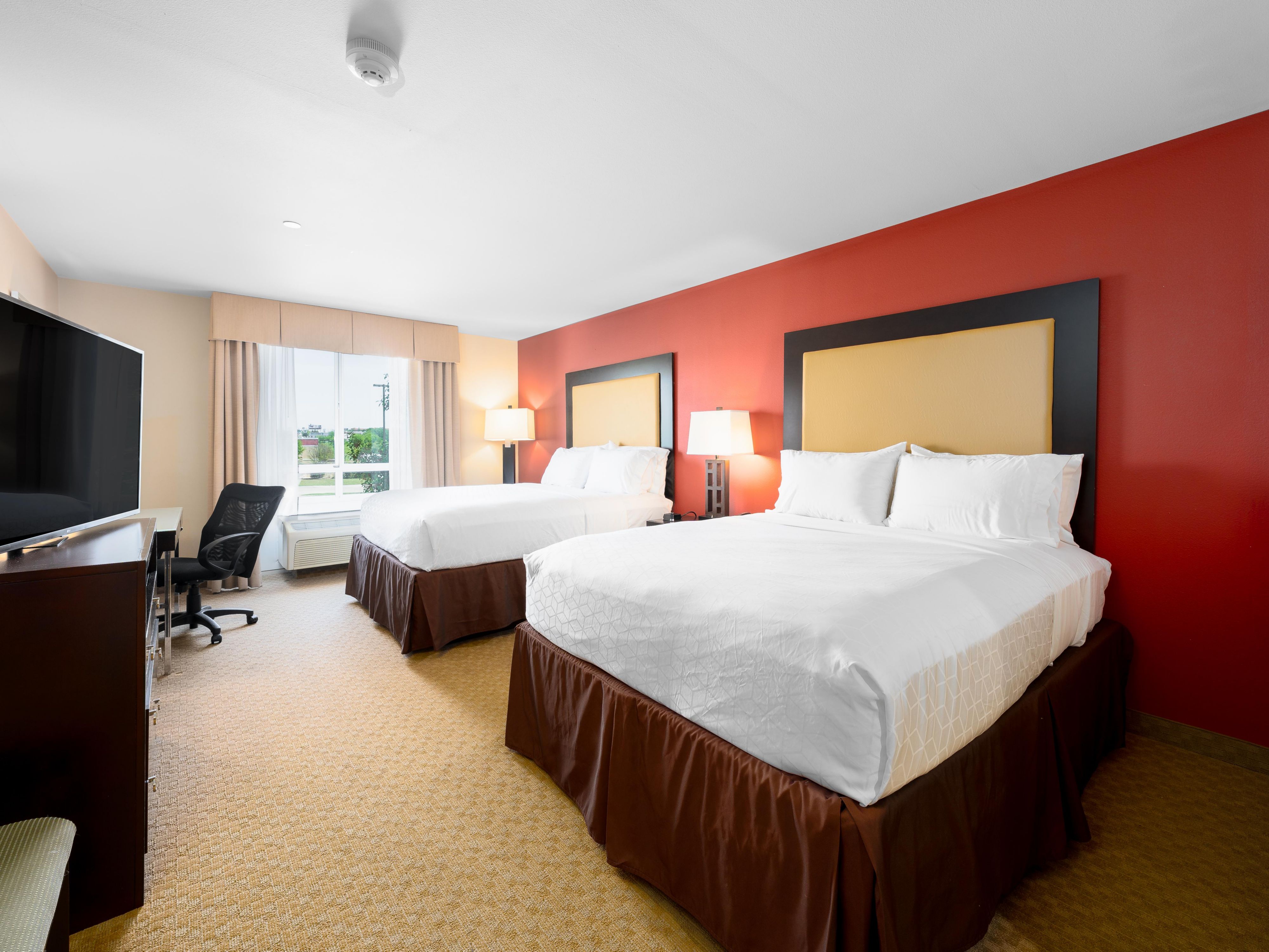 Double Queen Bedroom- Scenery consists of the HW or wooded area