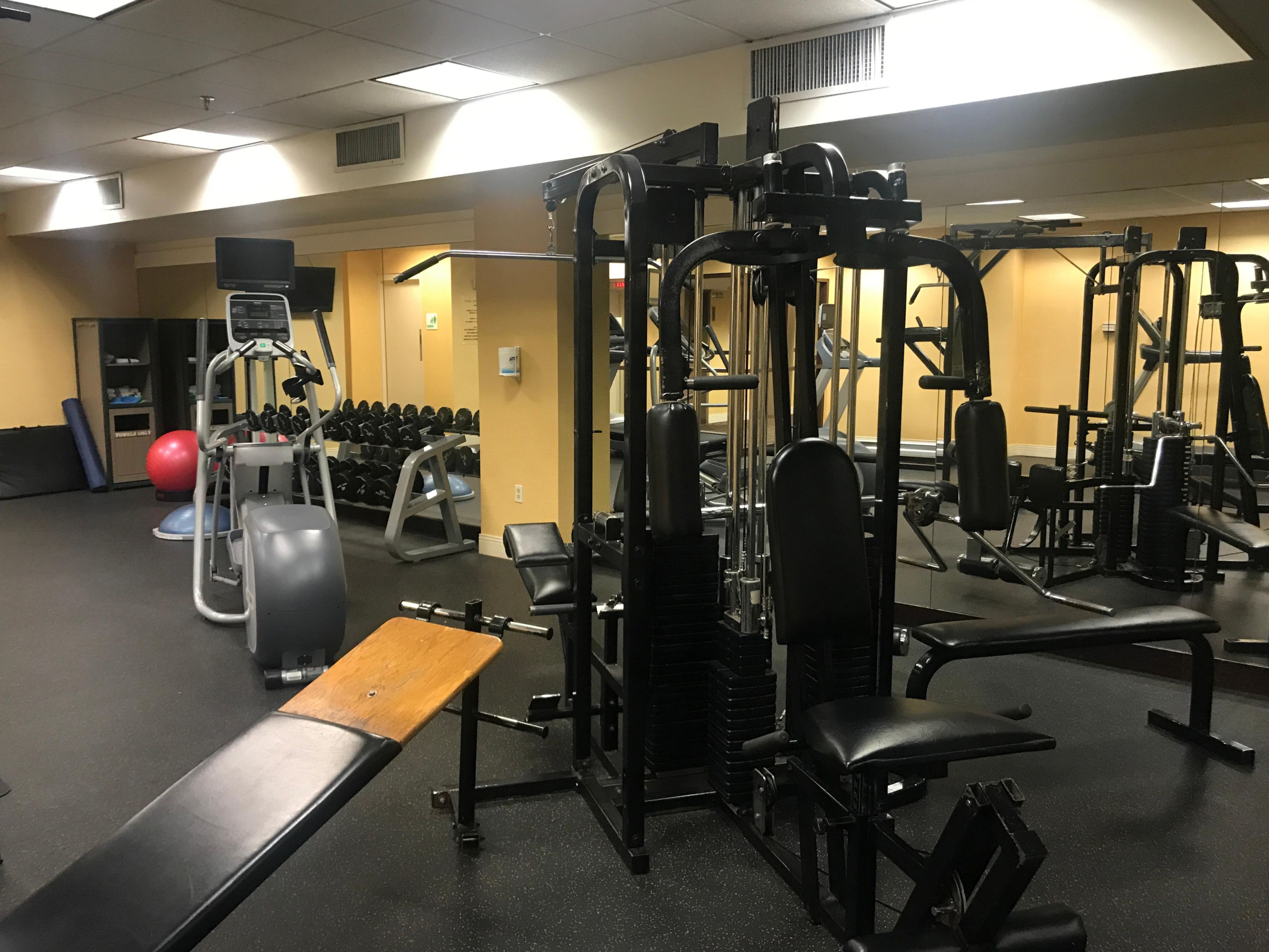 フィットネス センター