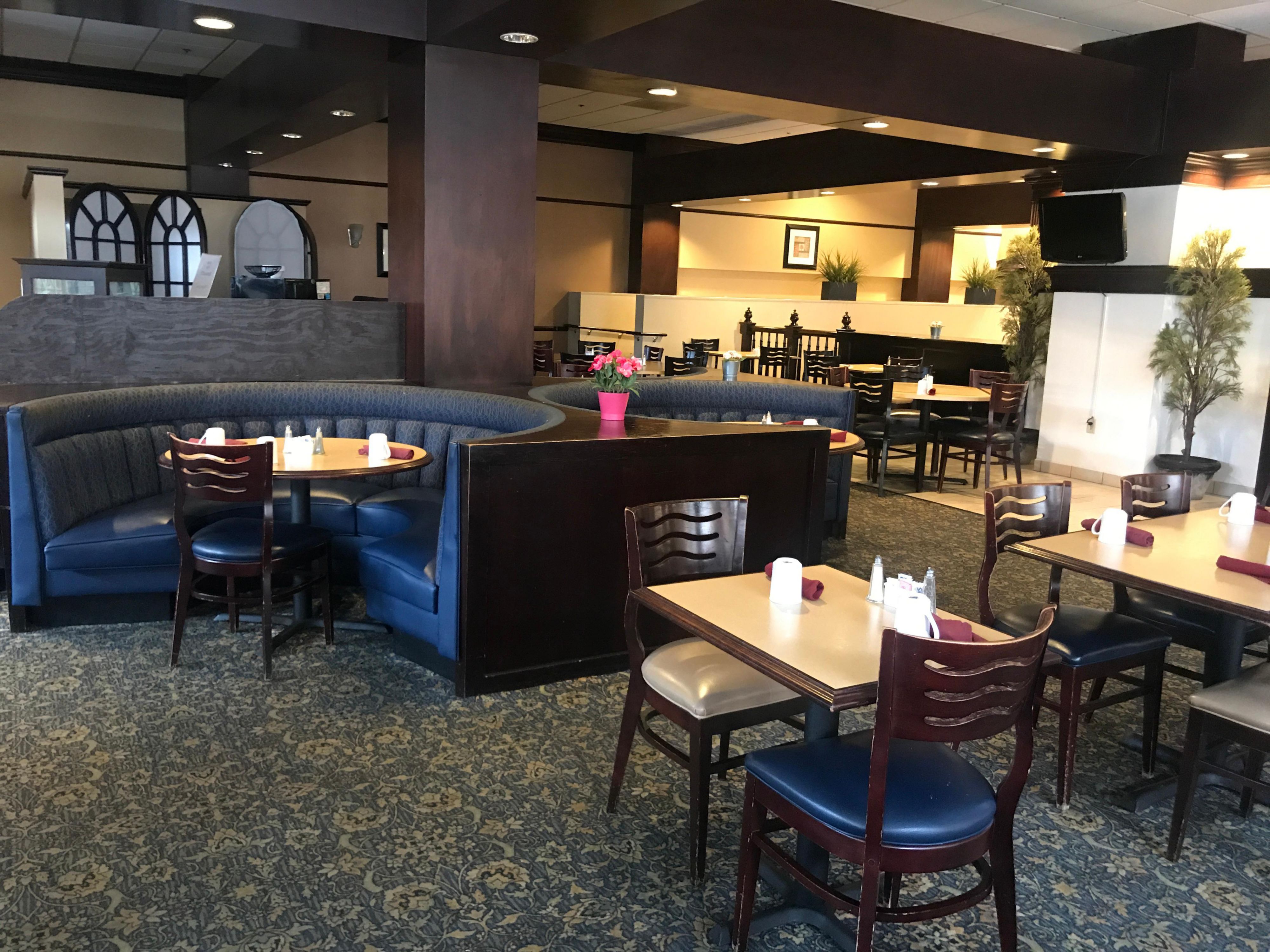 假日酒店餐饮