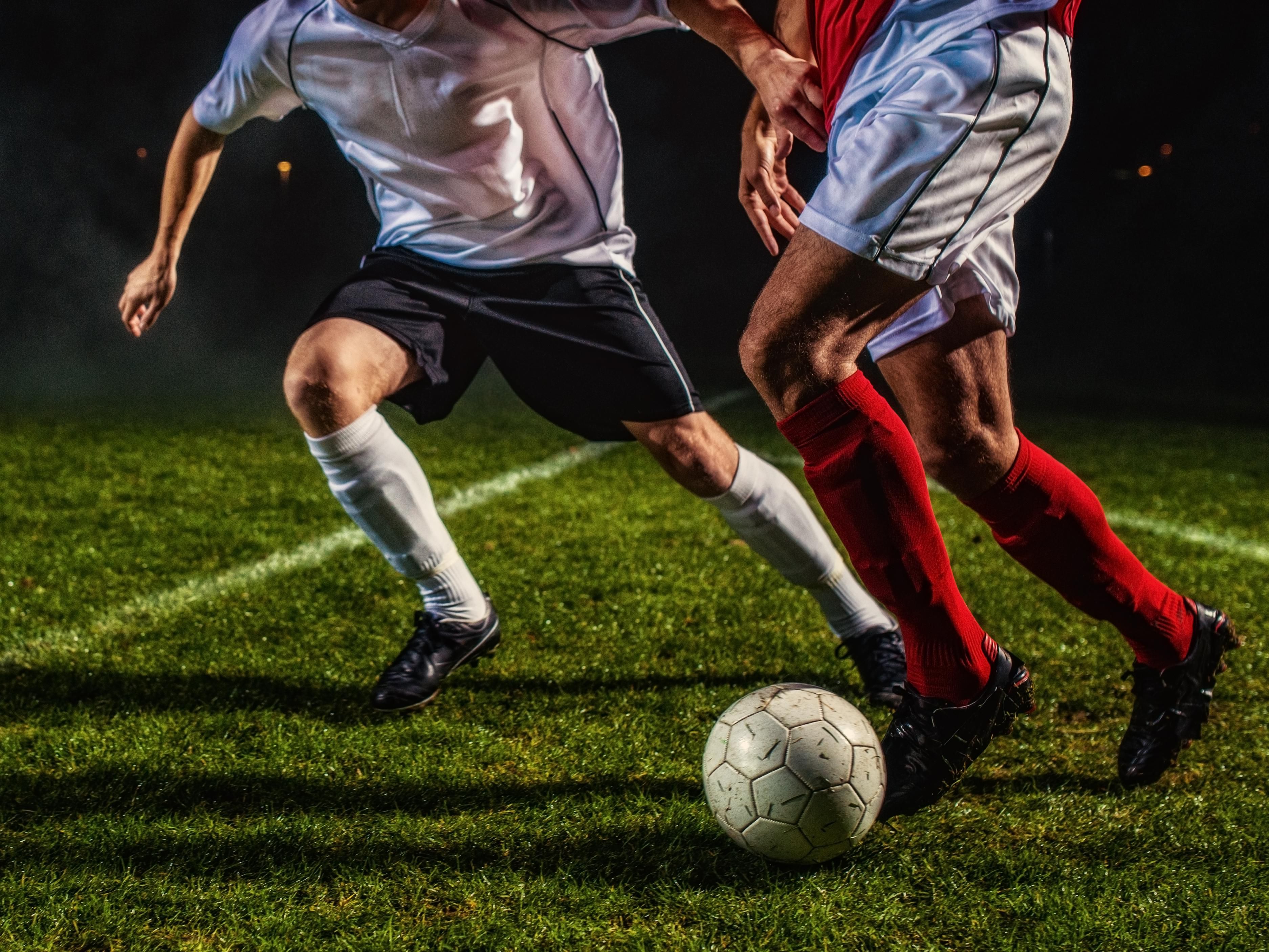 Kick off your unforgettable summer experience! Cheer on your team! Stay at the Holiday Inn Toronto - Airport East, only 25 minutes from BMO Field at Exhibition Place. After the game excitement, easily unwind in our spacious rooms featuring free Wi-Fi, on-site dining, and ample parking. Book your stay today for a stress-free experience!