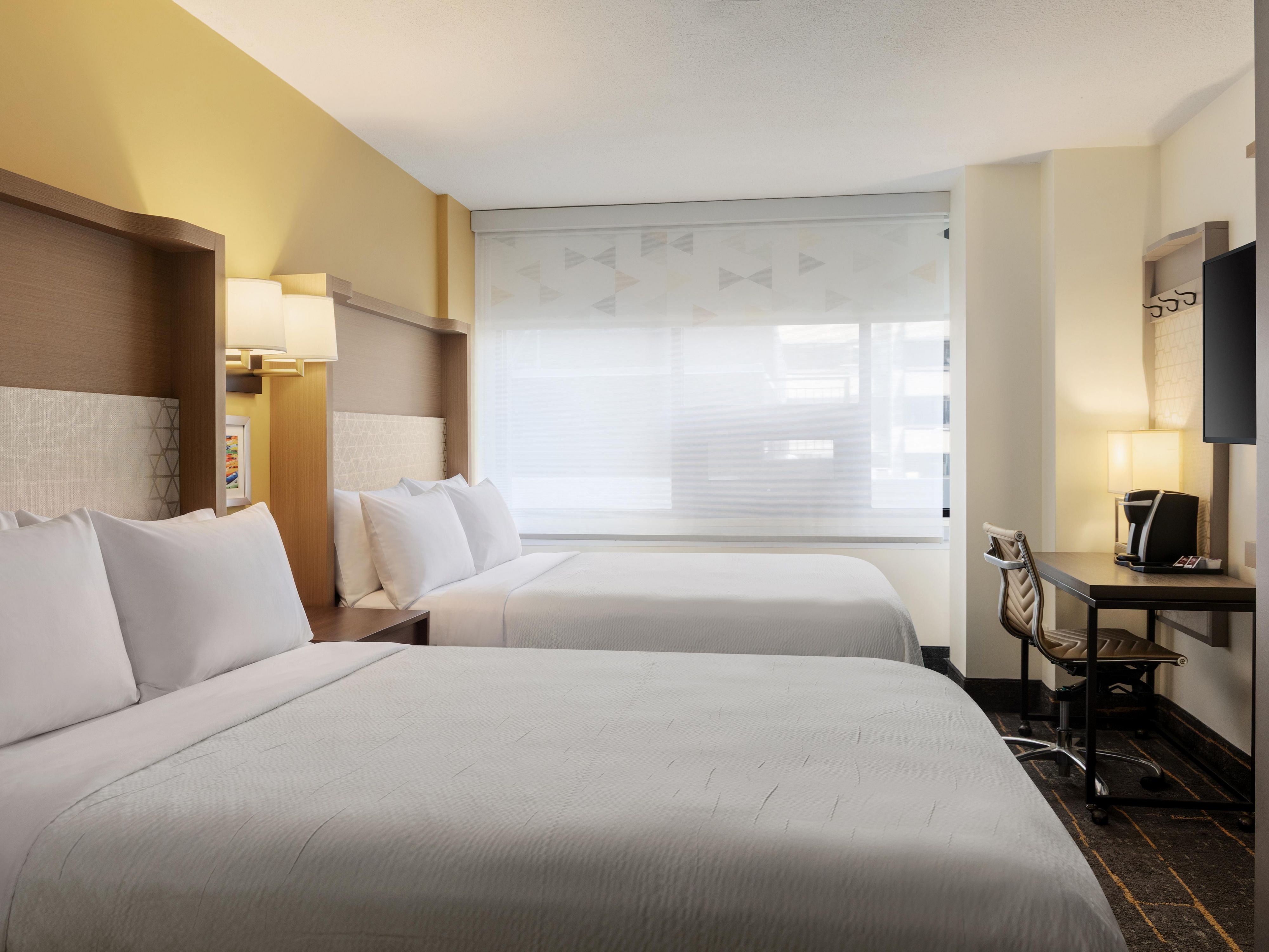 더블 베드룸 (Double Bed Room)
