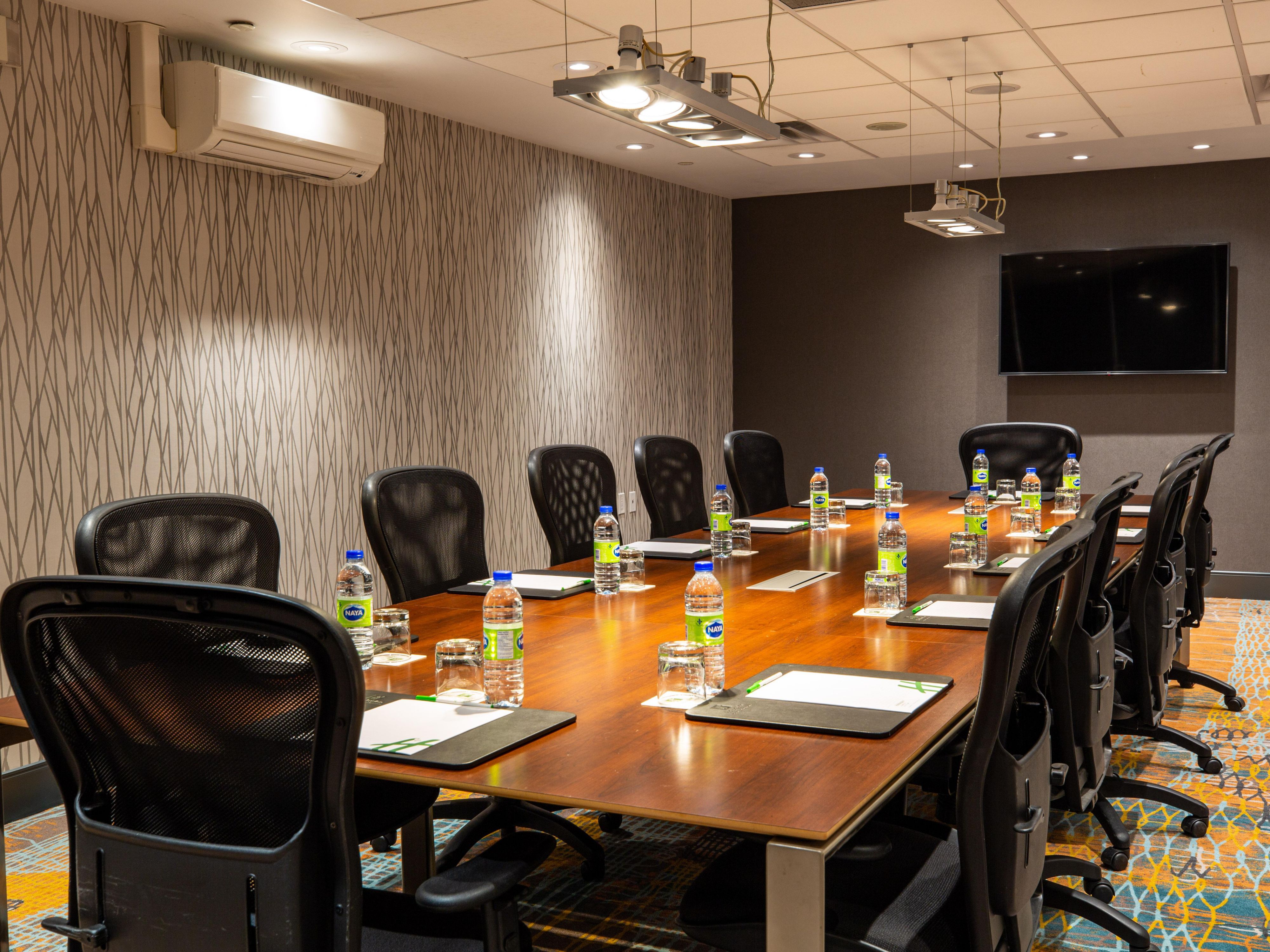 Let us take the stress out of your next board meeting! Take advantage of one of our customizable Meeting Packages to save time and money on your next meeting.  Our Sales and Catering professionals are here to take care of the details for you.  Packages including meals and function rooms are available with or without audiovisual equipment rental.  