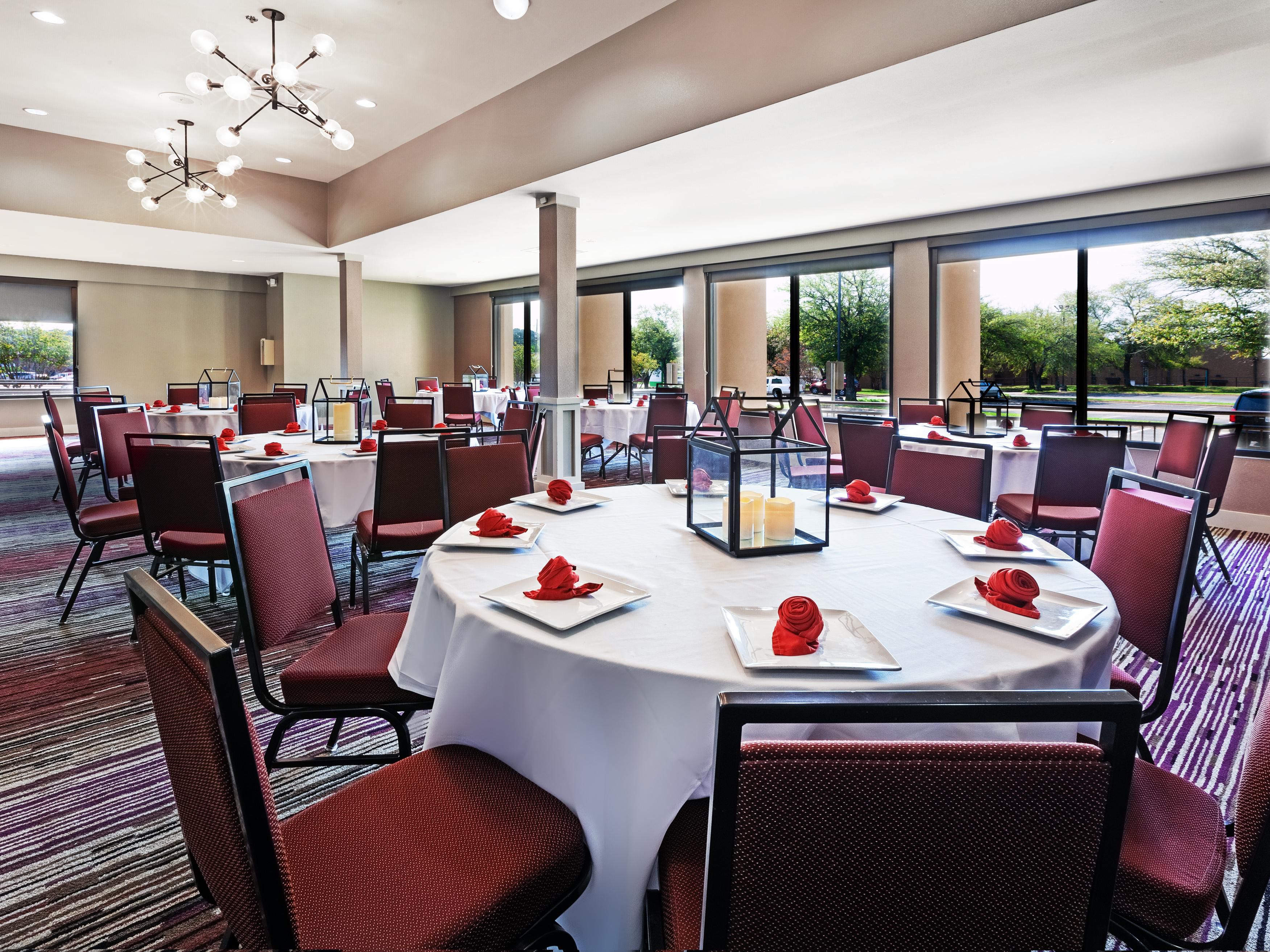 We offer over 12,000 sq. ft. of flexible meeting space - banquet space for 400, including 2 boardrooms and 5 breakout rooms. Perfect for conferences, small gatherings, business meetings, and so much more! Please note that we are following all CDC and state/local social distancing guidelines.