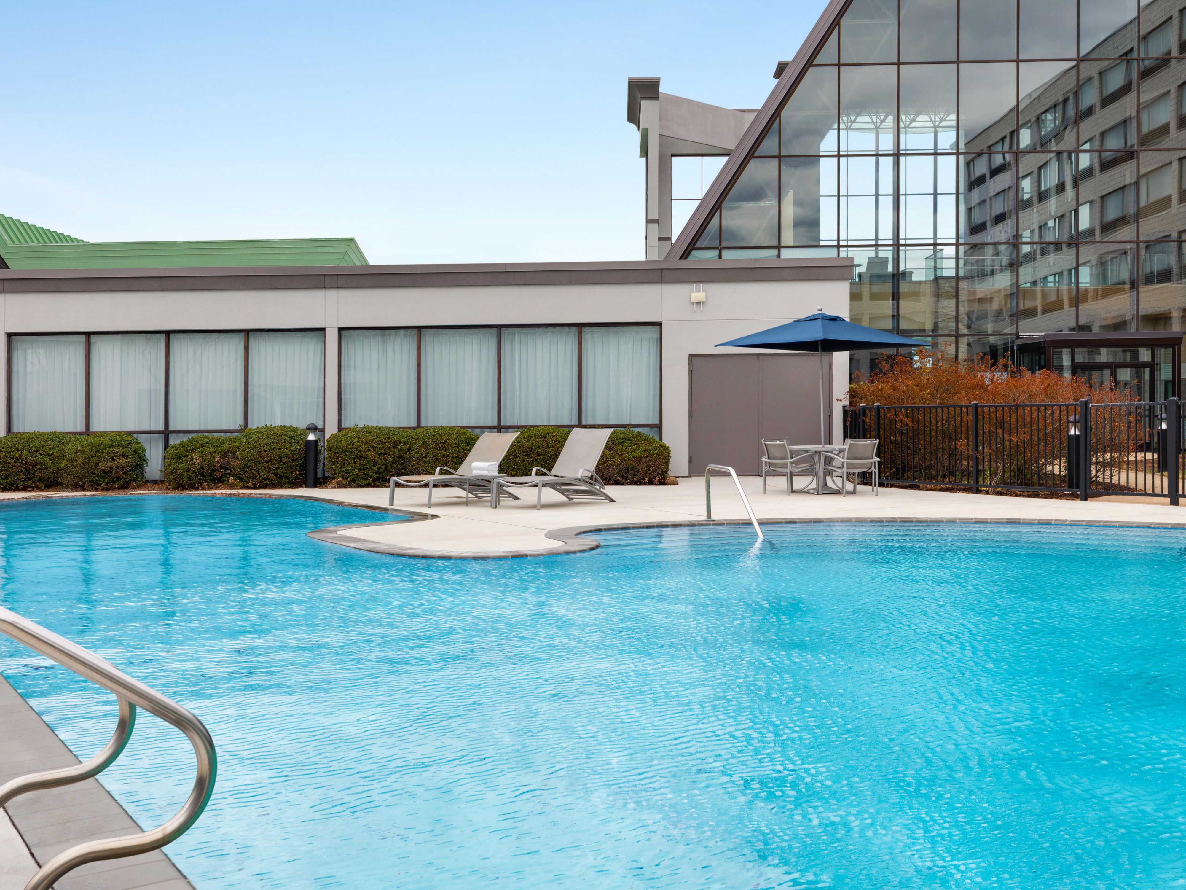 Bask in the Virginia sun in our sparkling outdoor pool and lounge area. Whether you energize your morning with an invigorating swim, take a refreshing dip in the afternoon, or unwind with a soothing soak after a busy day, our facilities are thoughtfully designed to promote physical rejuvenation and mental relaxation.