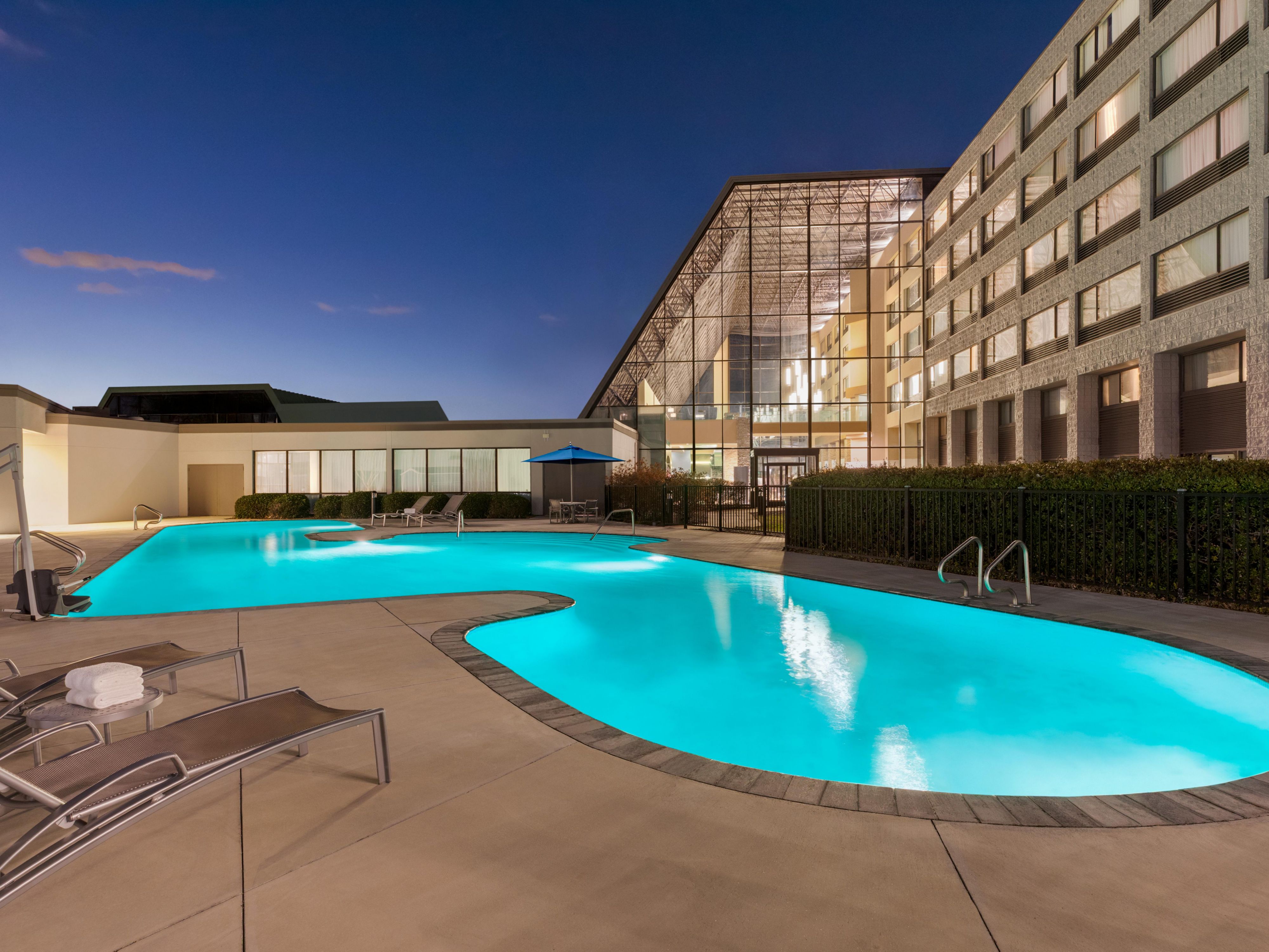 Enjoy a refreshing dip in our seasonal outdoor swimming pool!