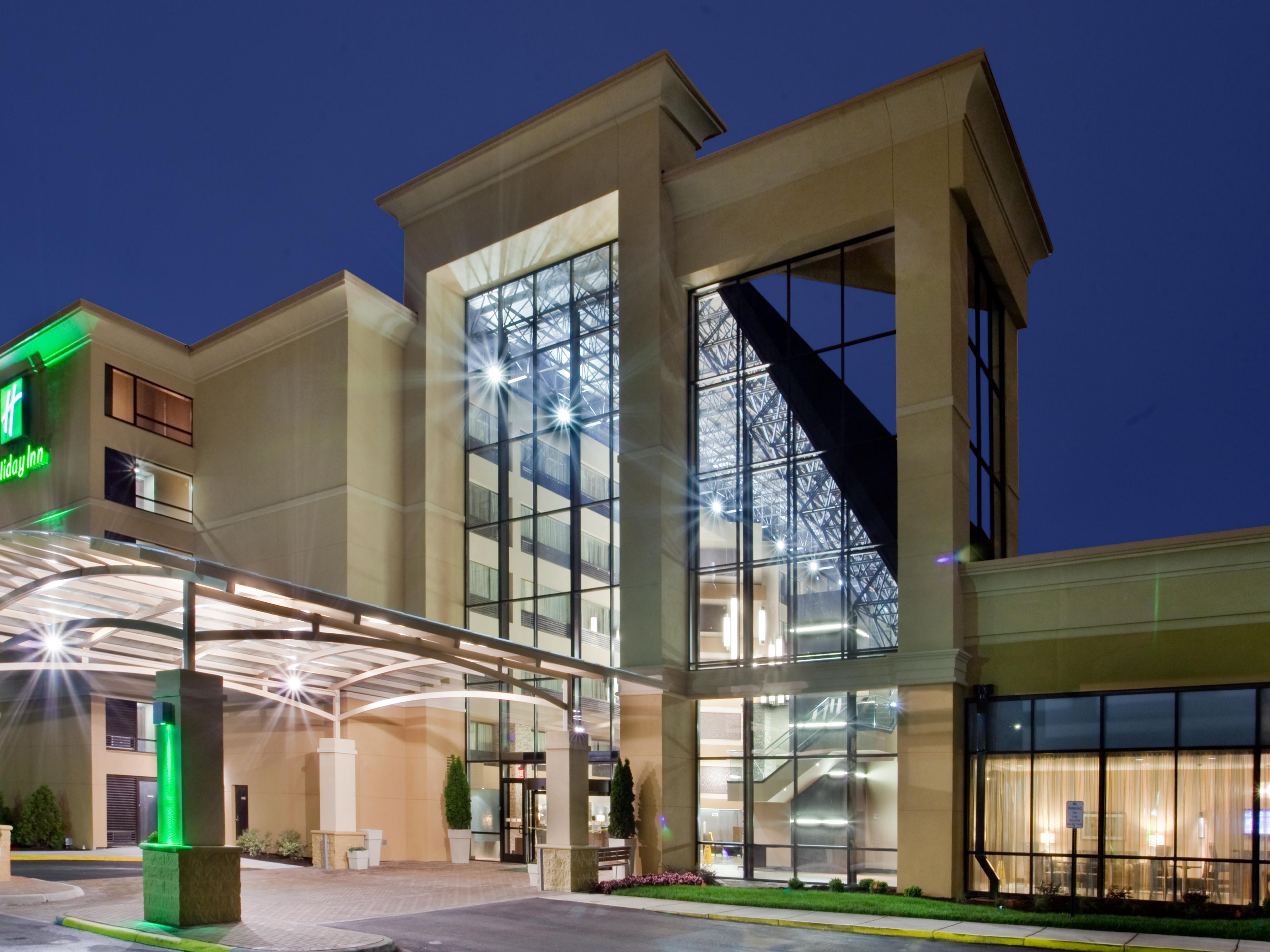 The Holiday Inn Virginia Beach - Norfolk is within 10 minutes to many of the Military Bases including Norfolk Naval Base, Little Creek, Oceana, Dam Neck, Fort Story, Camp Pendleton, SACT NATO,  Colonna’s and GD NASSCO Shipyards.