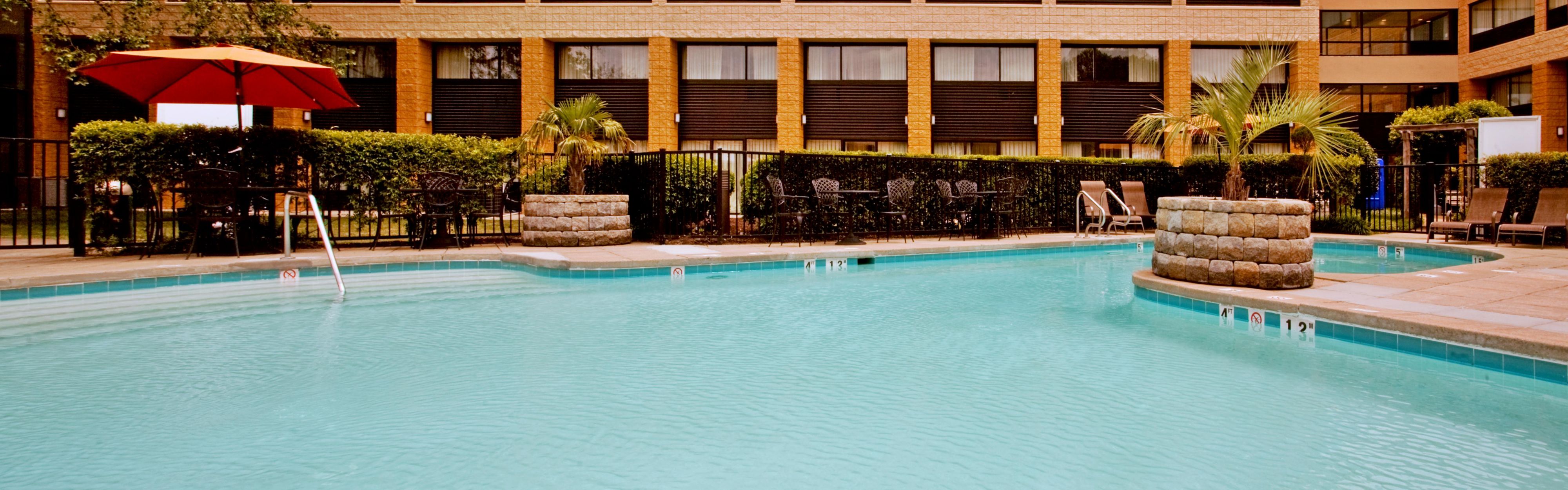 Holiday Inn Virginia Beach Norfolk Free Internet More