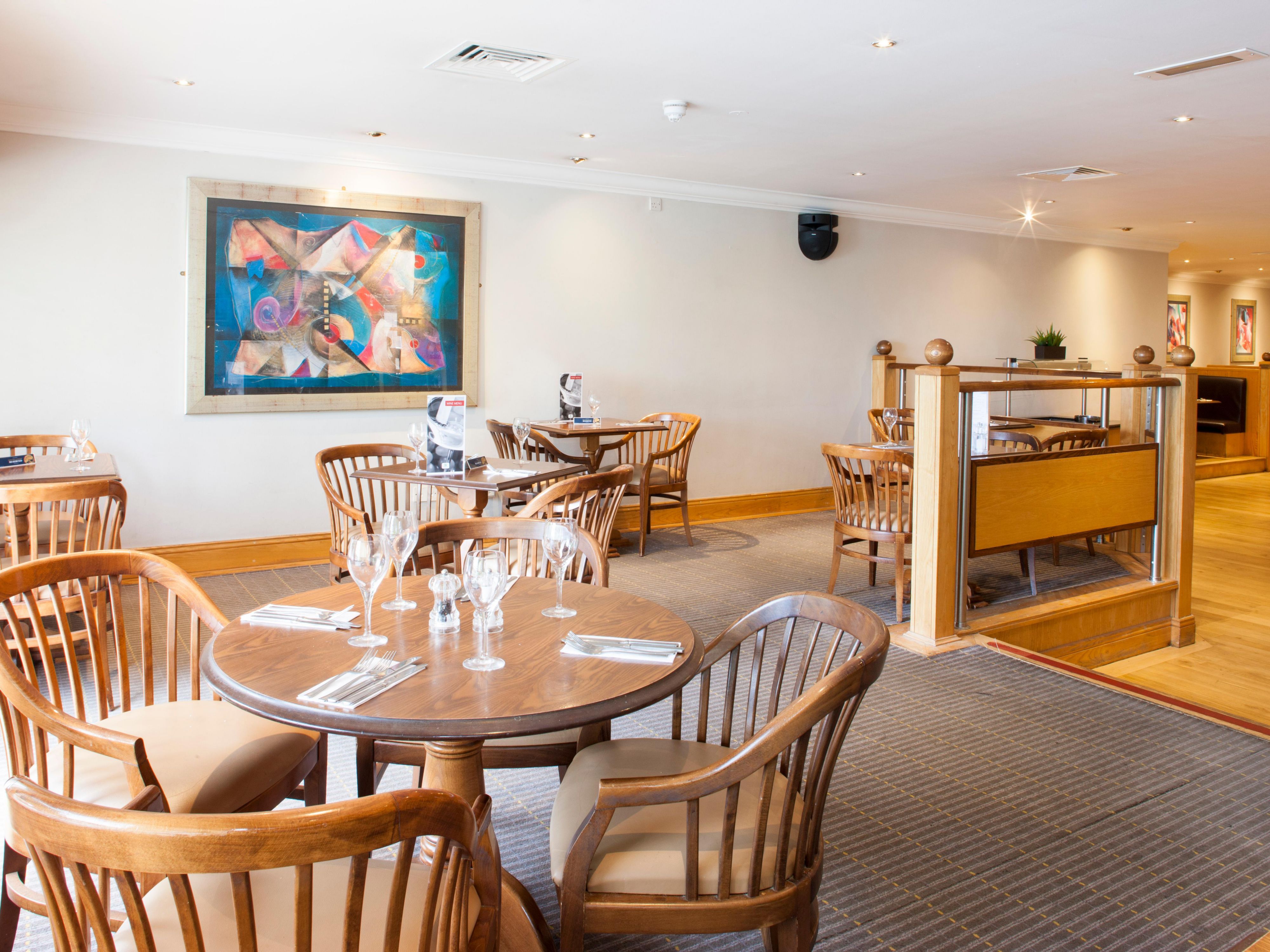 Our Traders Restaurant offers a wide range of delicious dining options, while the bar provides an informal and relaxed space to unwind, grab a light bite to eat, or use as an informal place to catch up on work. We also have ample outdoor seating so you can enjoy a spot of al fresco dining on warmer days. 