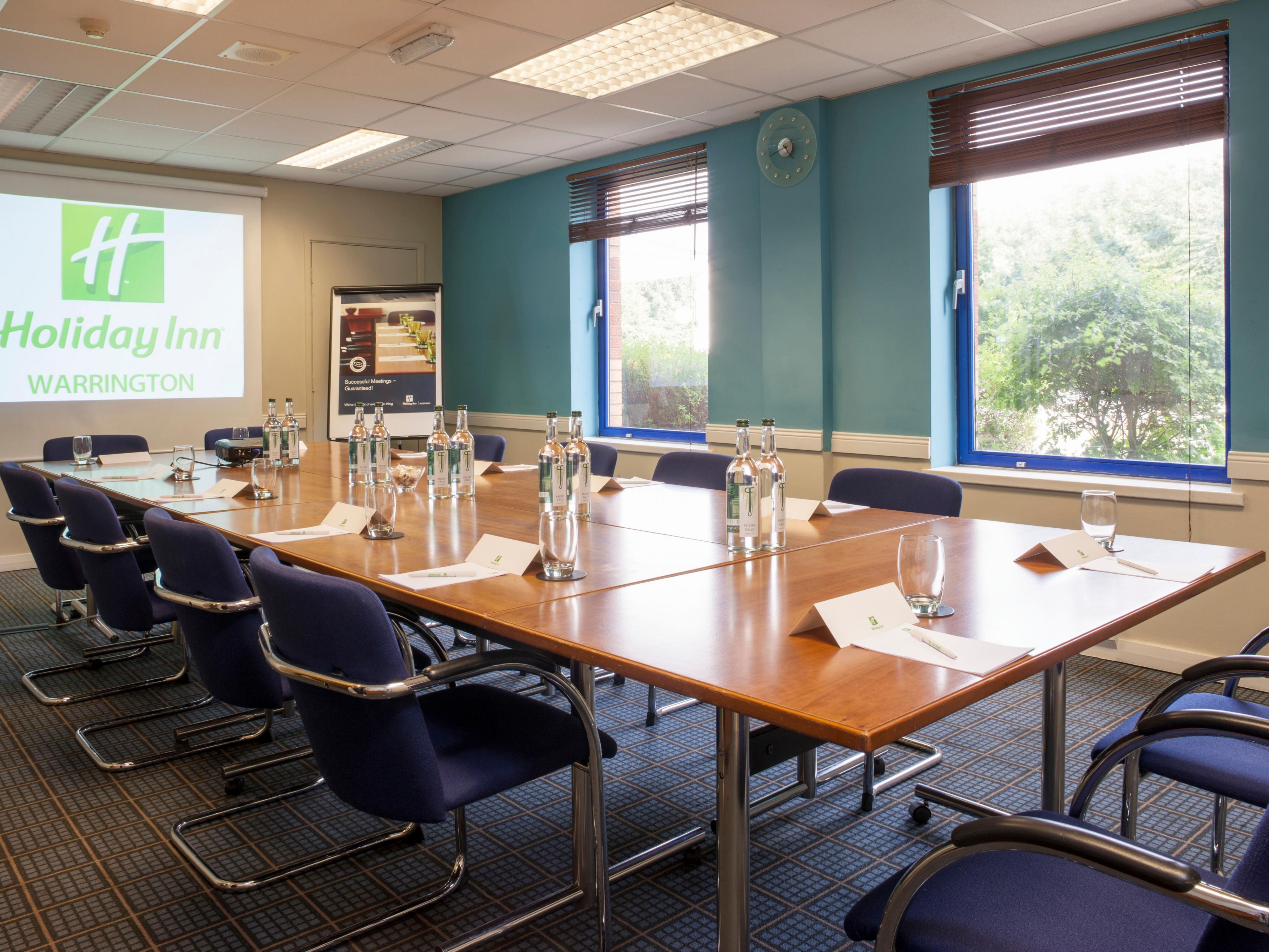 Looking for the perfect venue to host your next meeting? With us you can build your ideal package and our experienced staff will ensure your meeting runs smoothly.