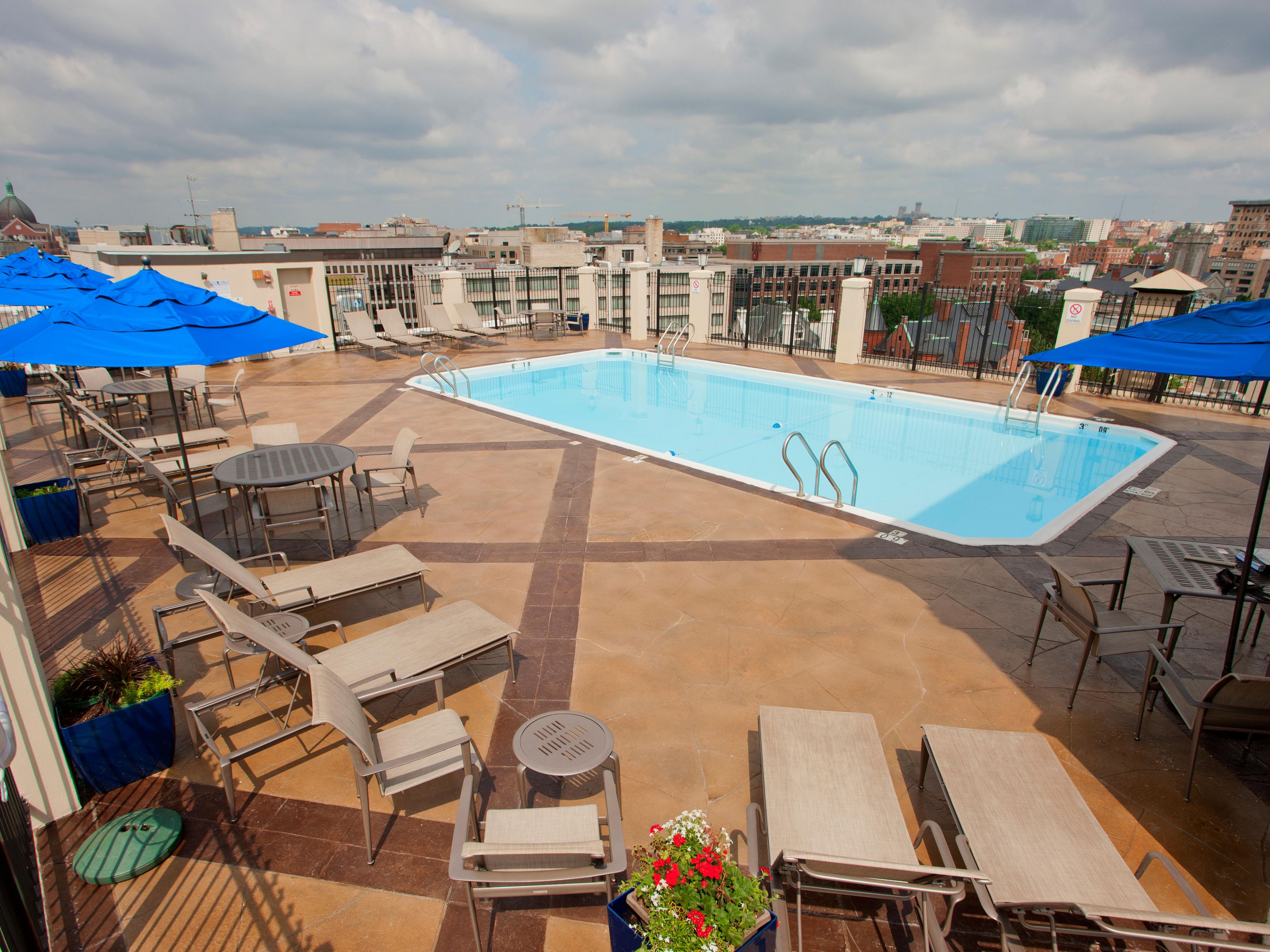 Rooftop Pool, Memorial-Labor Day only Day