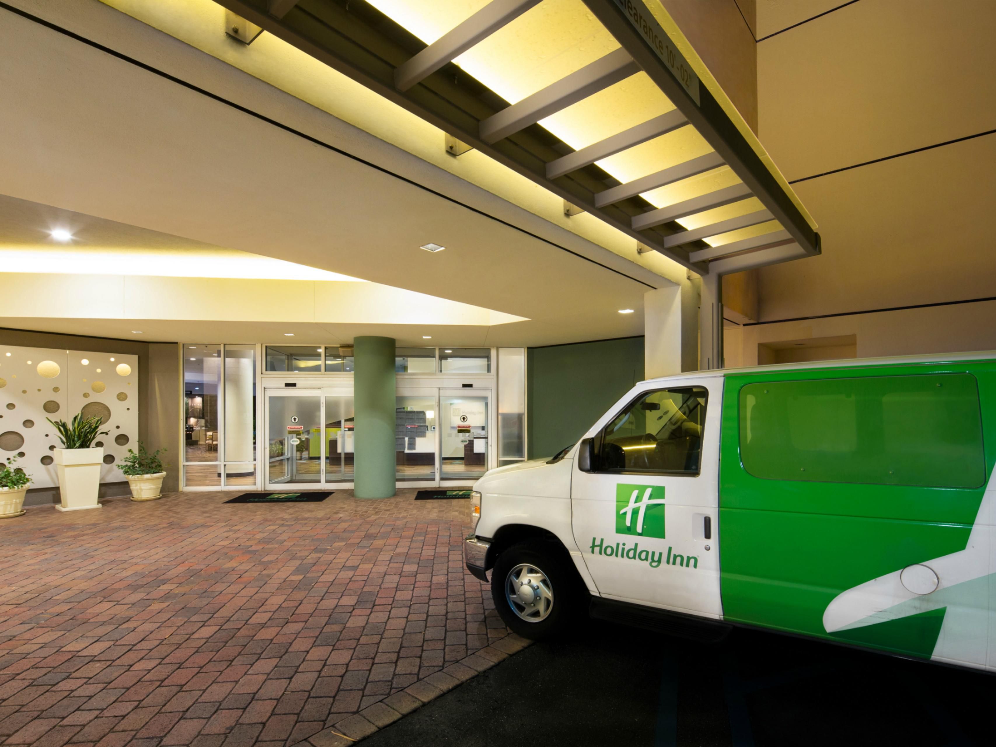 Conveniently located one mile from Palm Beach International Airport (PBI), our West Palm Beach hotel makes your travel plans seamless. Easily schedule your flights without compromising on comfort and convenience. Spend time relaxing and hop on our airport shuttle for quick and easy access. It’s one less thing to worry about. 
