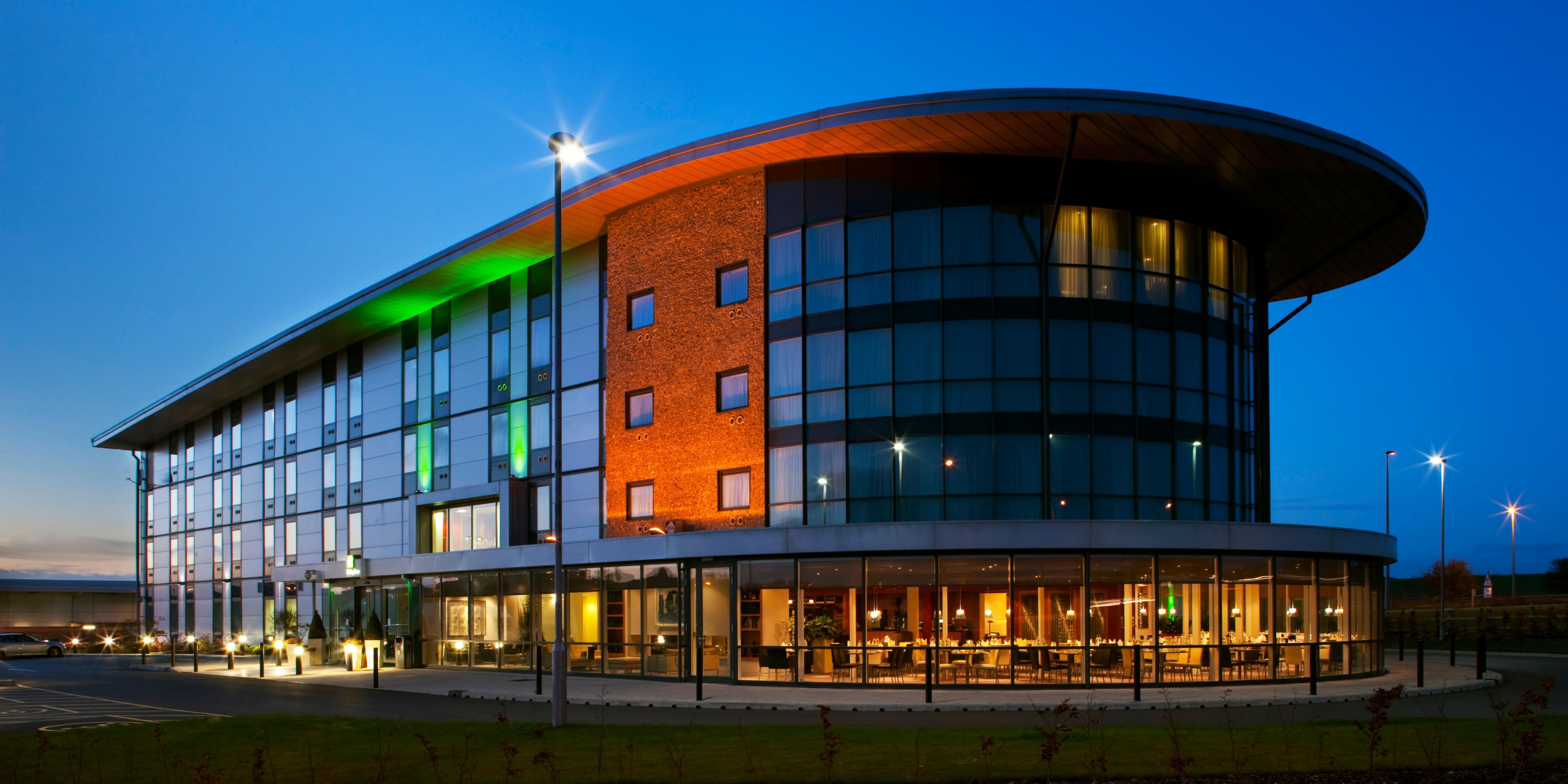 Holiday Inn Salisbury - Stonehenge