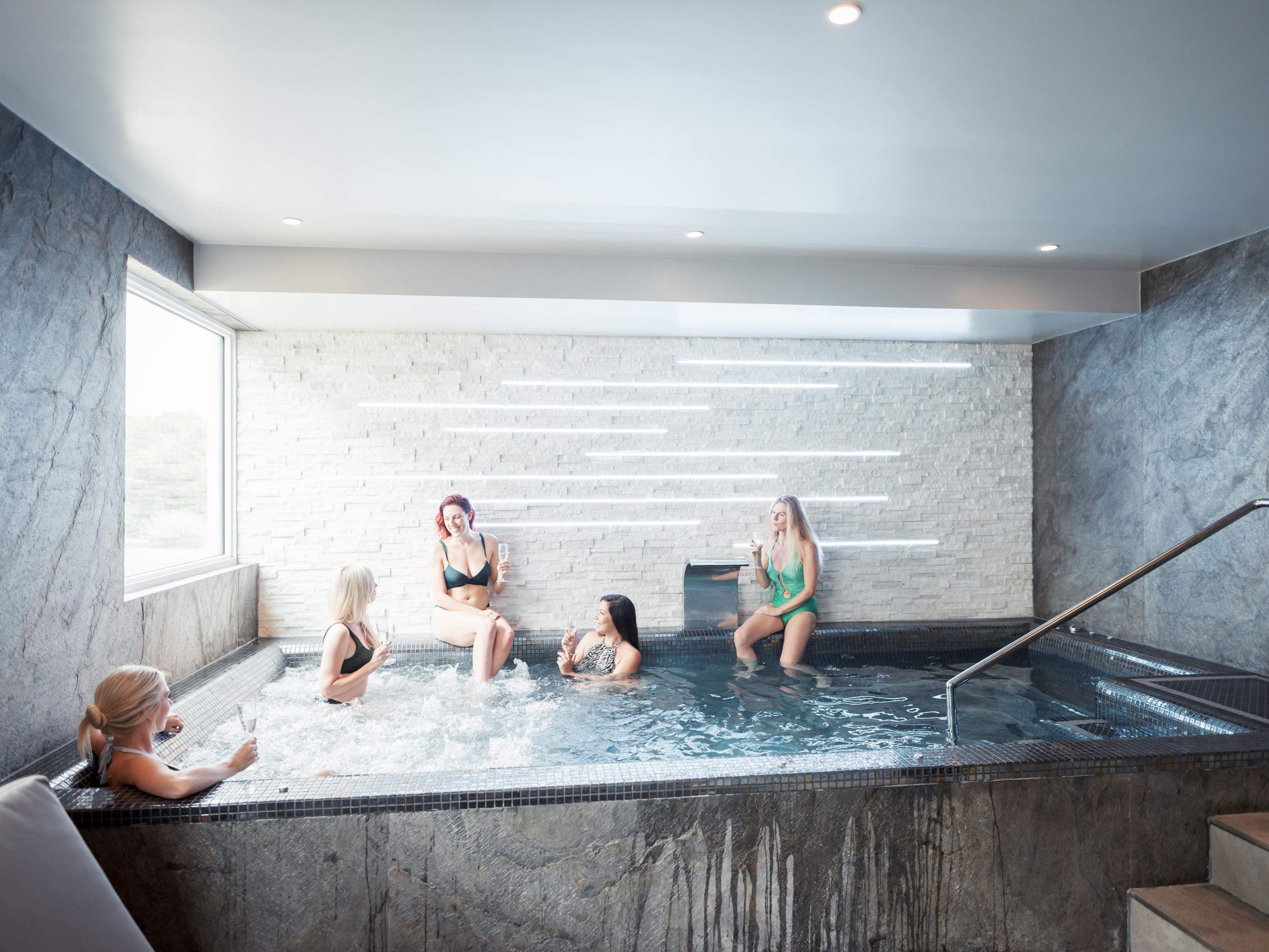 Open July 2019, the ANA Spa offers the ultimate in luxury.  Indulge in an Elemis facial or massage in one of our five treatments rooms, work out in the gym and studio or just relax in the hydrotherapy pool, sauna and steam room.   Enjoy afternoon tea or lunch in the Spa Lounge and for those looking for fun enjoy time in our Mud Rasul Suite.   