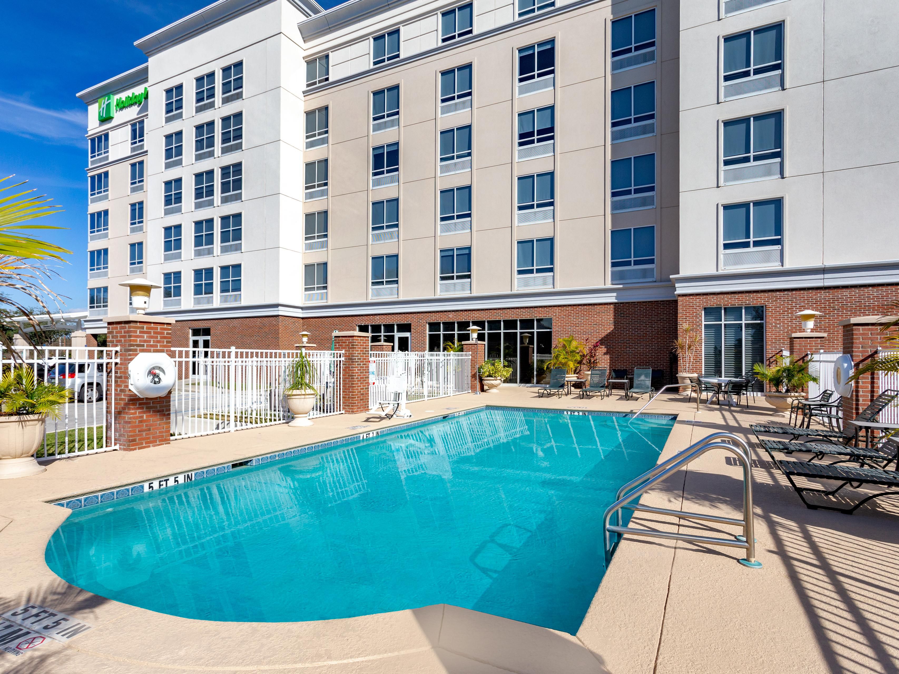 Holiday Inn Winter Haven Free & More