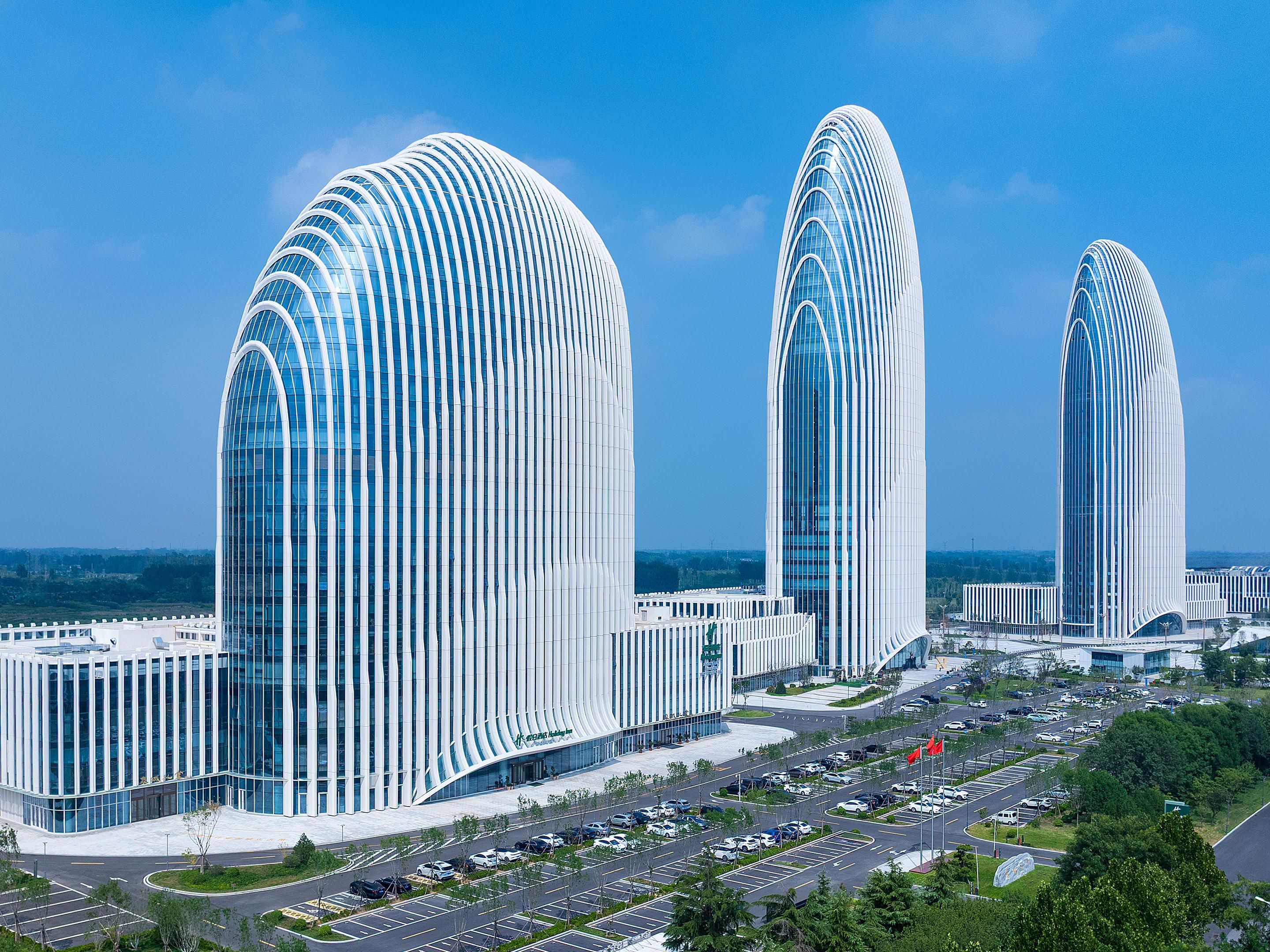5km to Xingtai east railway station.