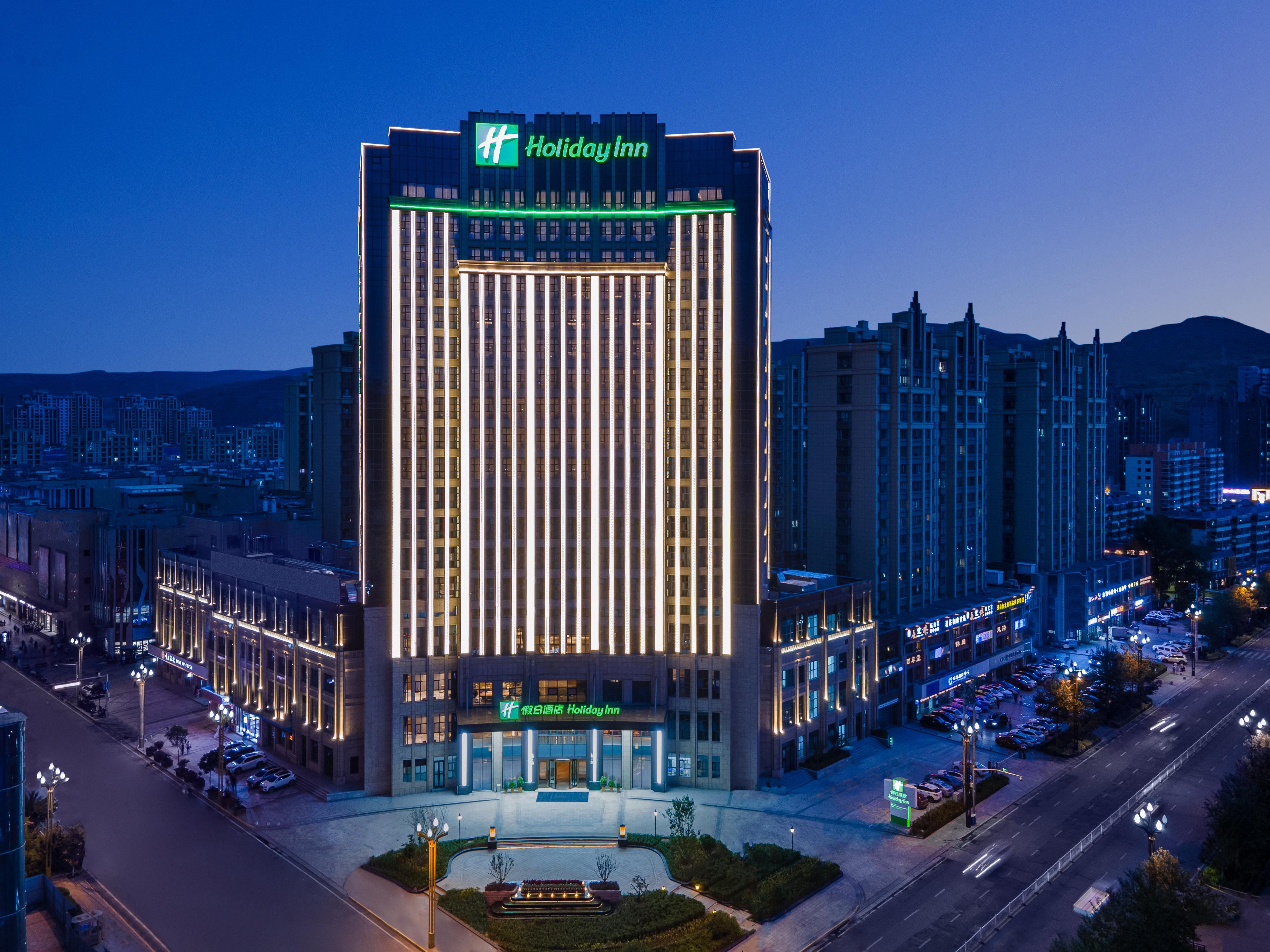 Gedung Hotel