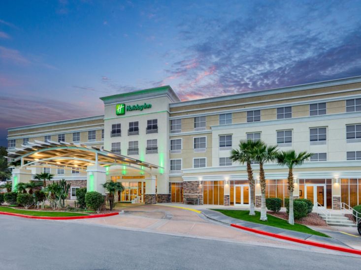 Holiday Inn Yuma exterior view