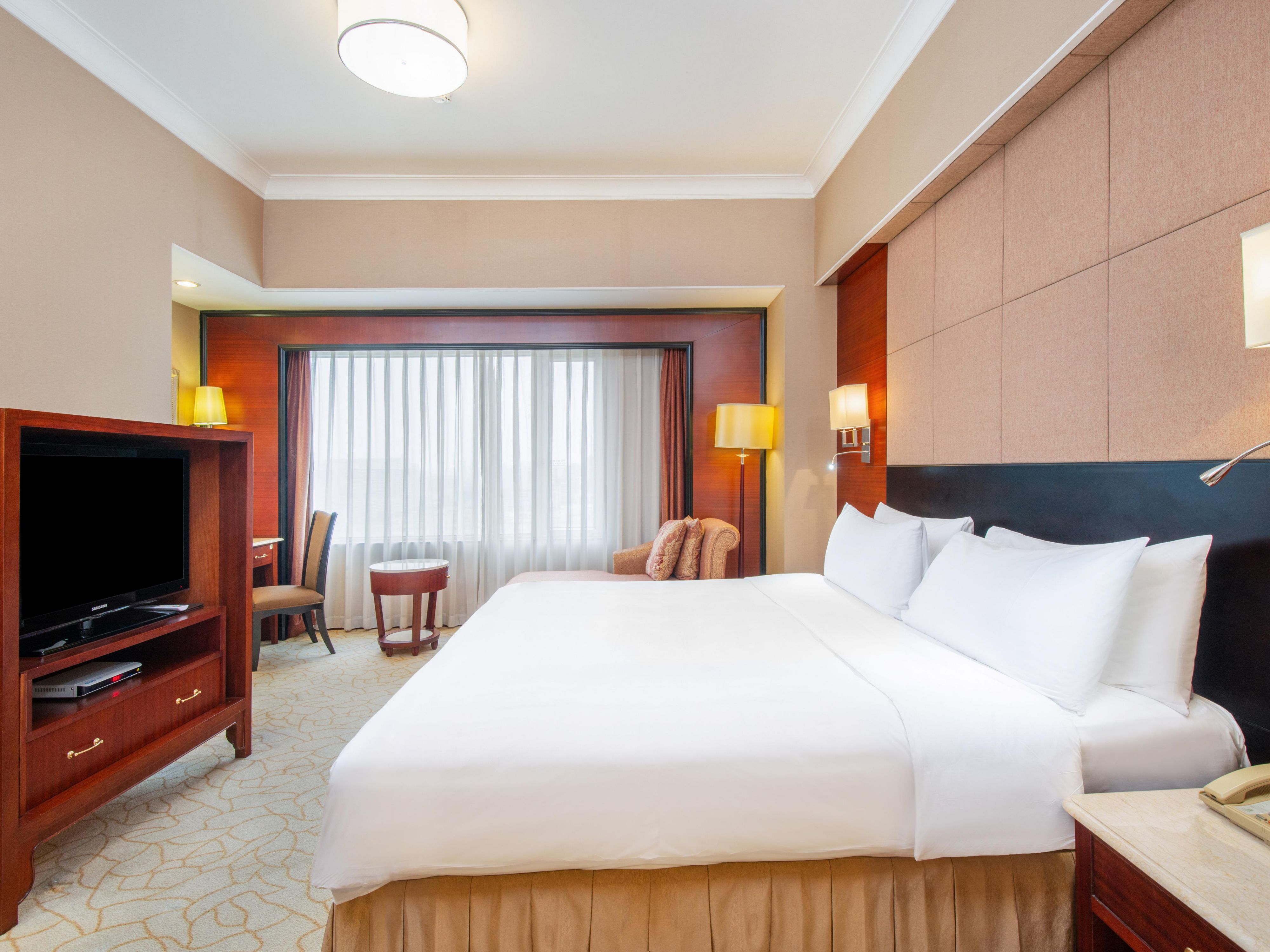 Holiday Inn Zhongshan Downtown - Image3