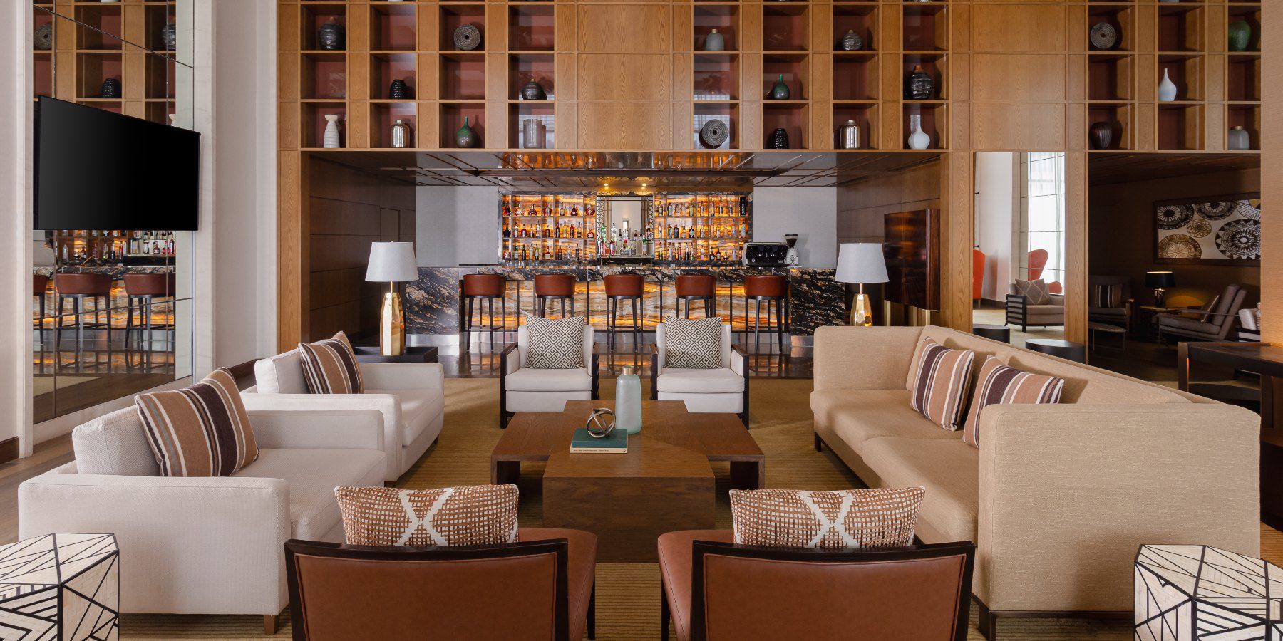 Horizon Lounge & Bar Interiors