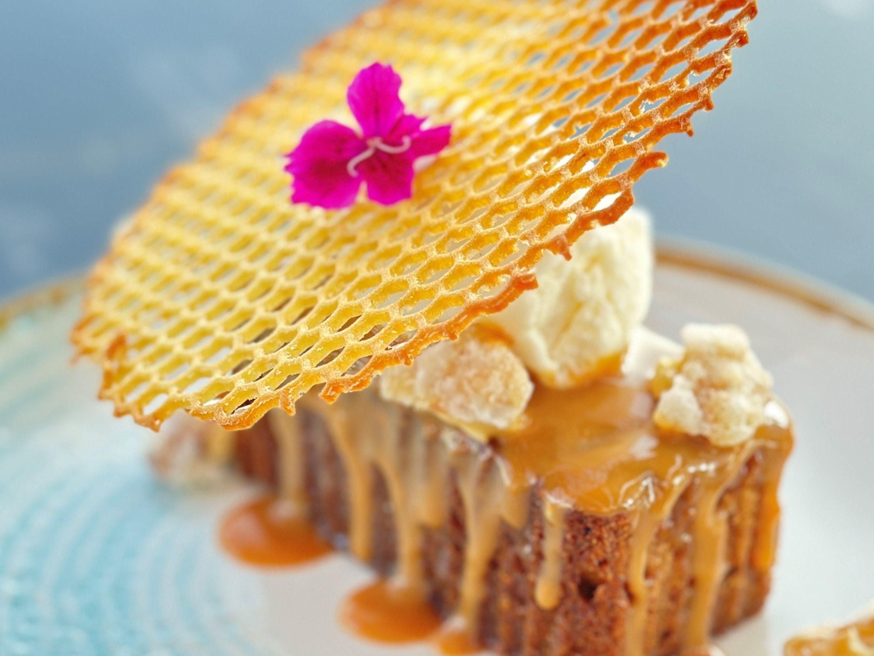 Fondest memories are made around the table. Savour global delicacies or regional fare as you enjoy 25 - 30% off your dining bill at participating restaurants at IHG Hotels & Resorts across India, the Middle East and Africa. Plus, earn 100 IHG One Rewards points for every US$10 you spend! If not a member yet, join for free now.