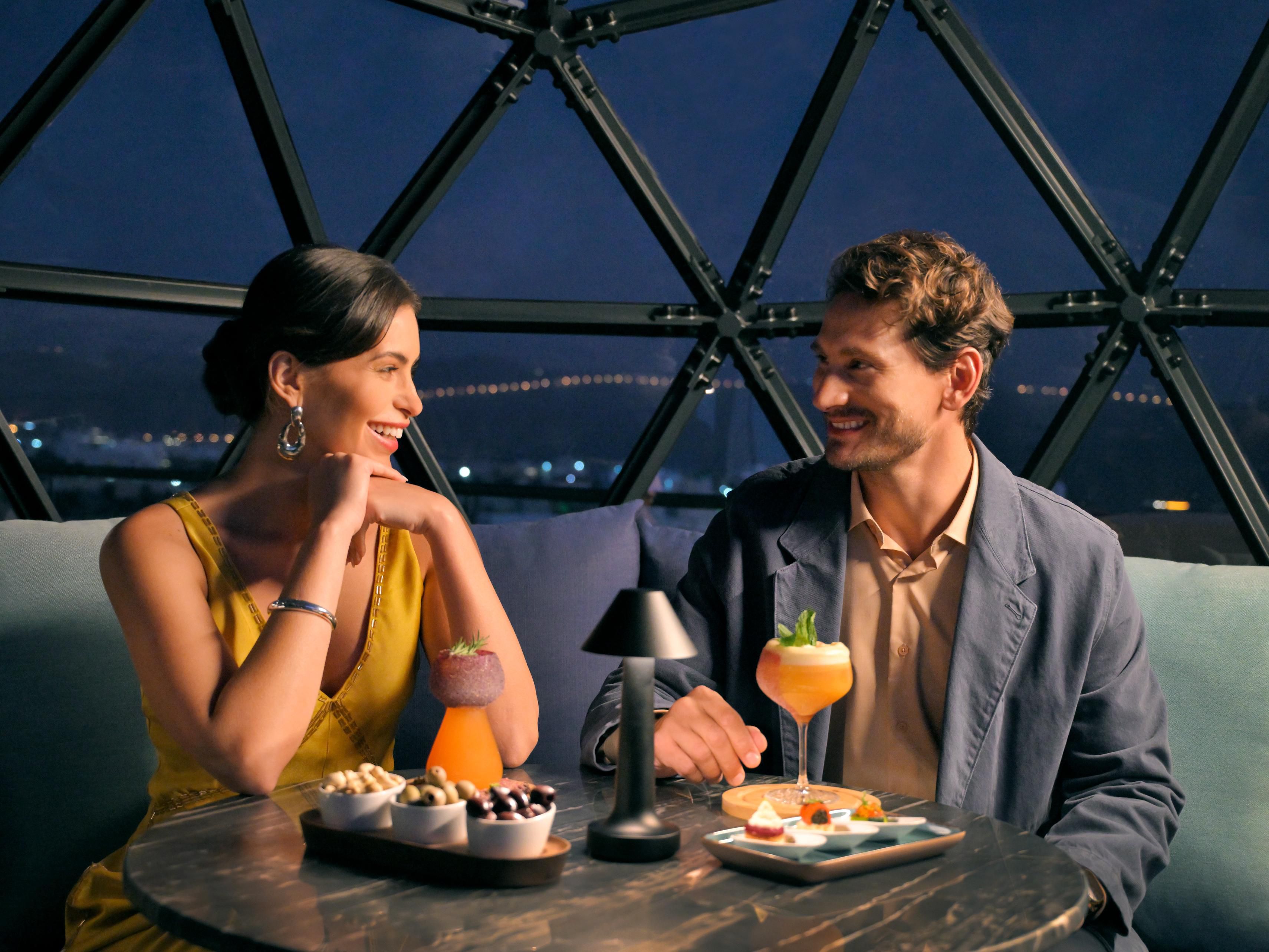 Romantic dinner in a private dome under the stars – pure magic