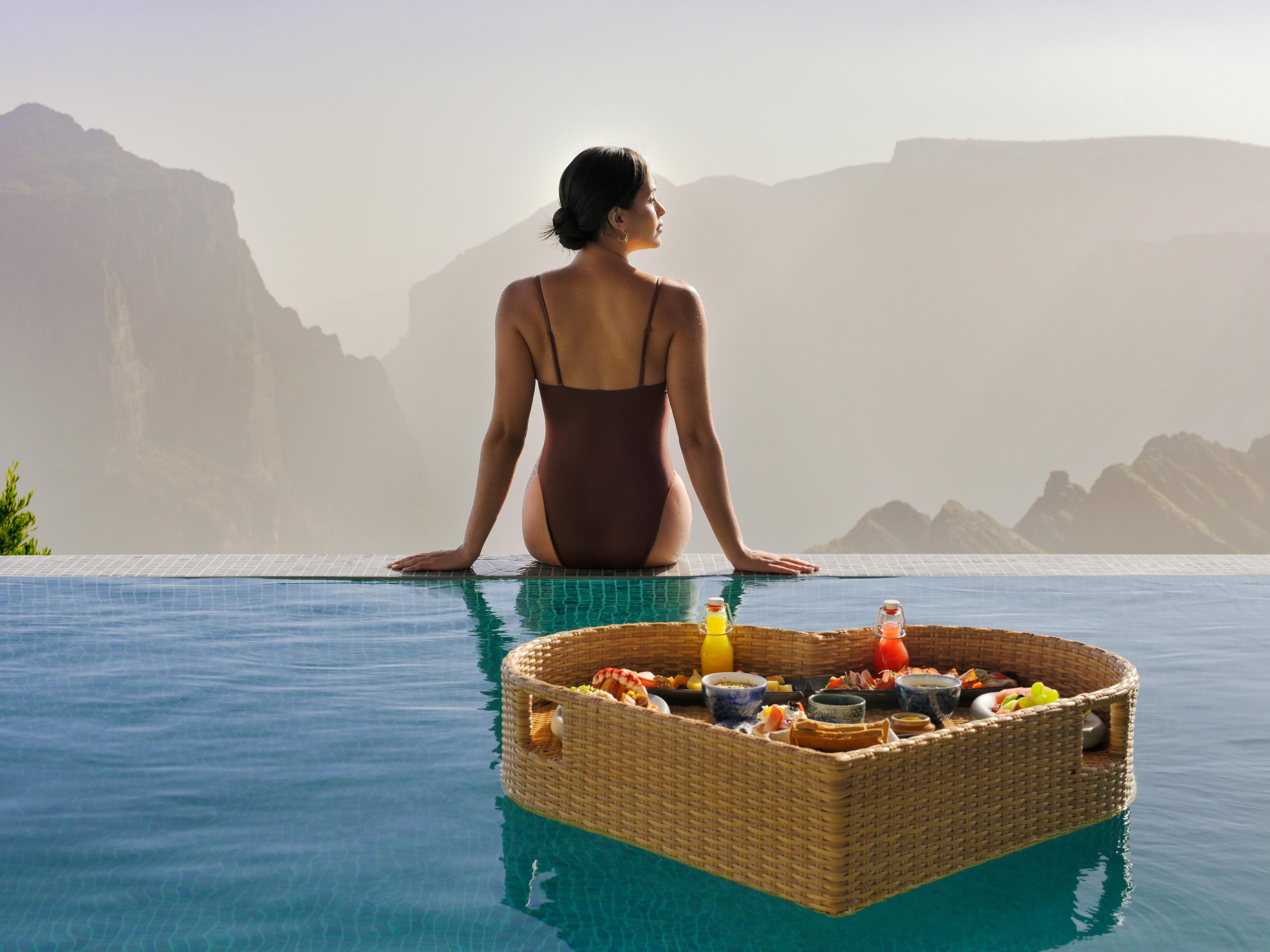 Begin your Day with a magical floating breakfast, surrounded by serene waters and stunning canyon views. Enjoy a continental breakfast with freshly baked pastries, artisanal cheese and charcuterie, seasonal fruits, a bottle of bubbles or cold press juice, and a red rose. OMR 55 per couple.