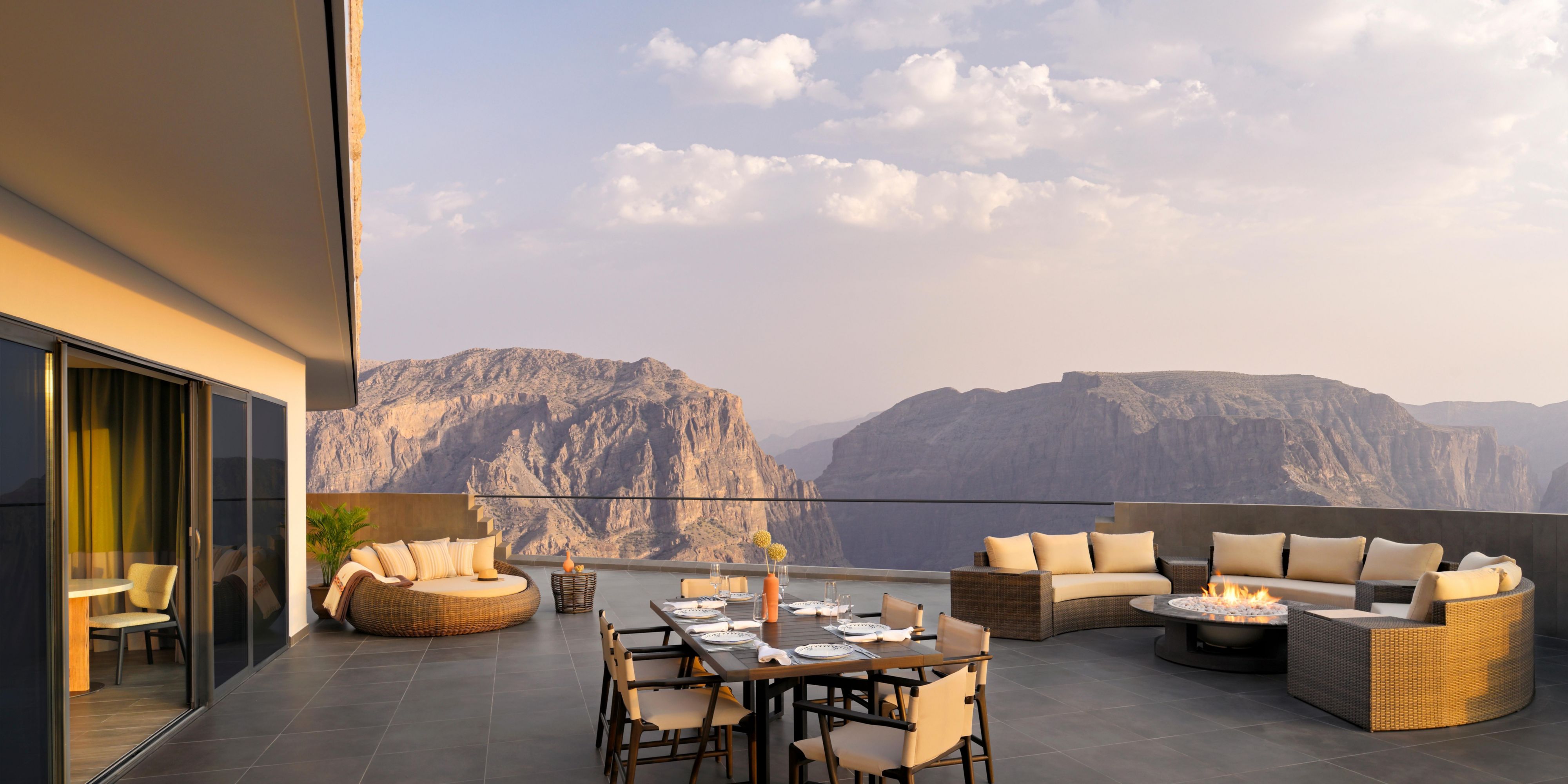 Royal two-bedroom suite with canyon view terrace
