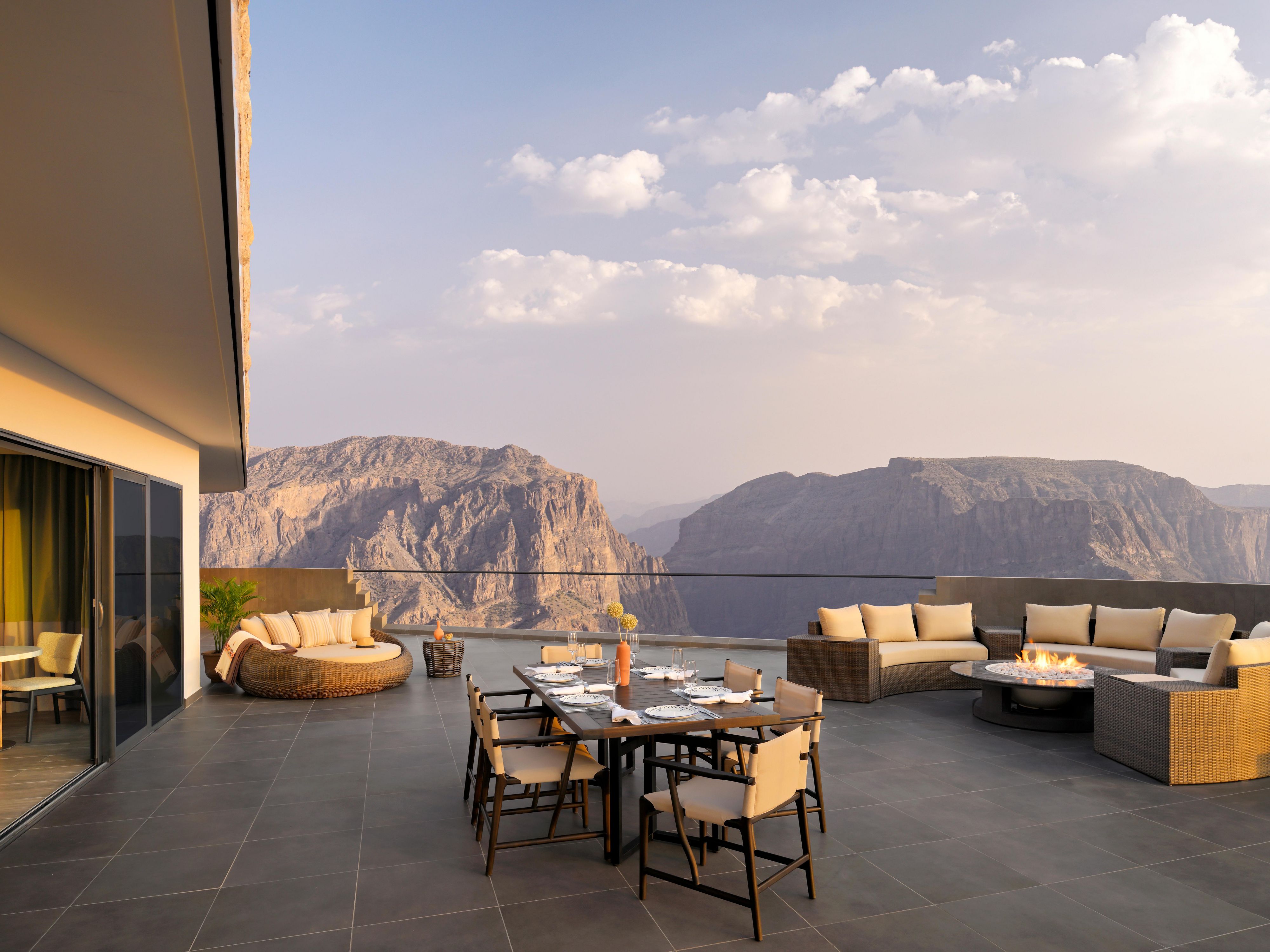 Royal two-bedroom suite with canyon view terrace