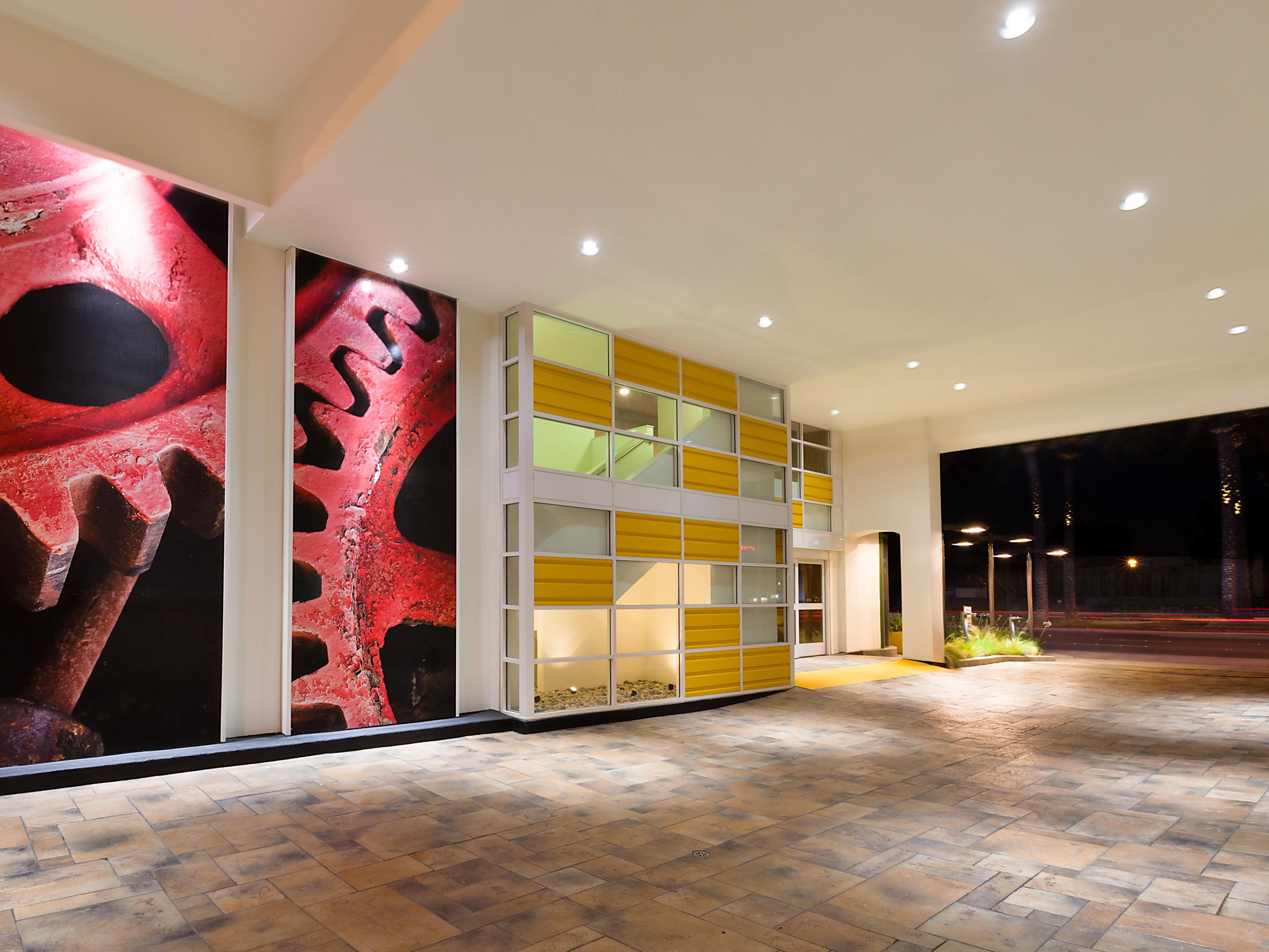 Hotel Indigo Anaheim Entrance