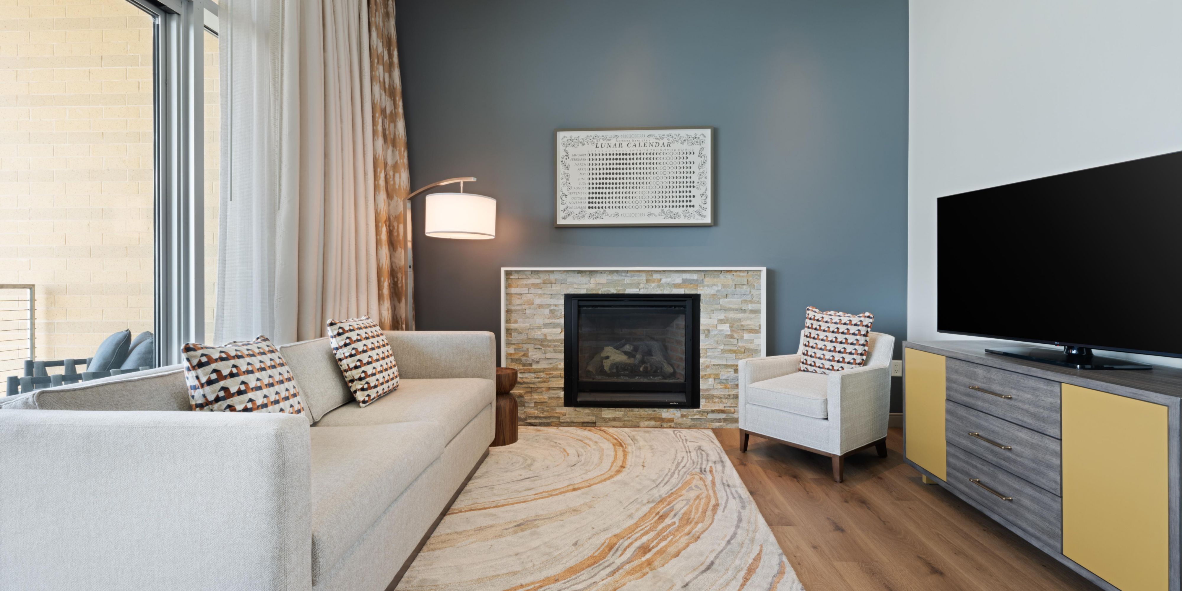 King Suite with Panoramic Views and Balcony living spaces
