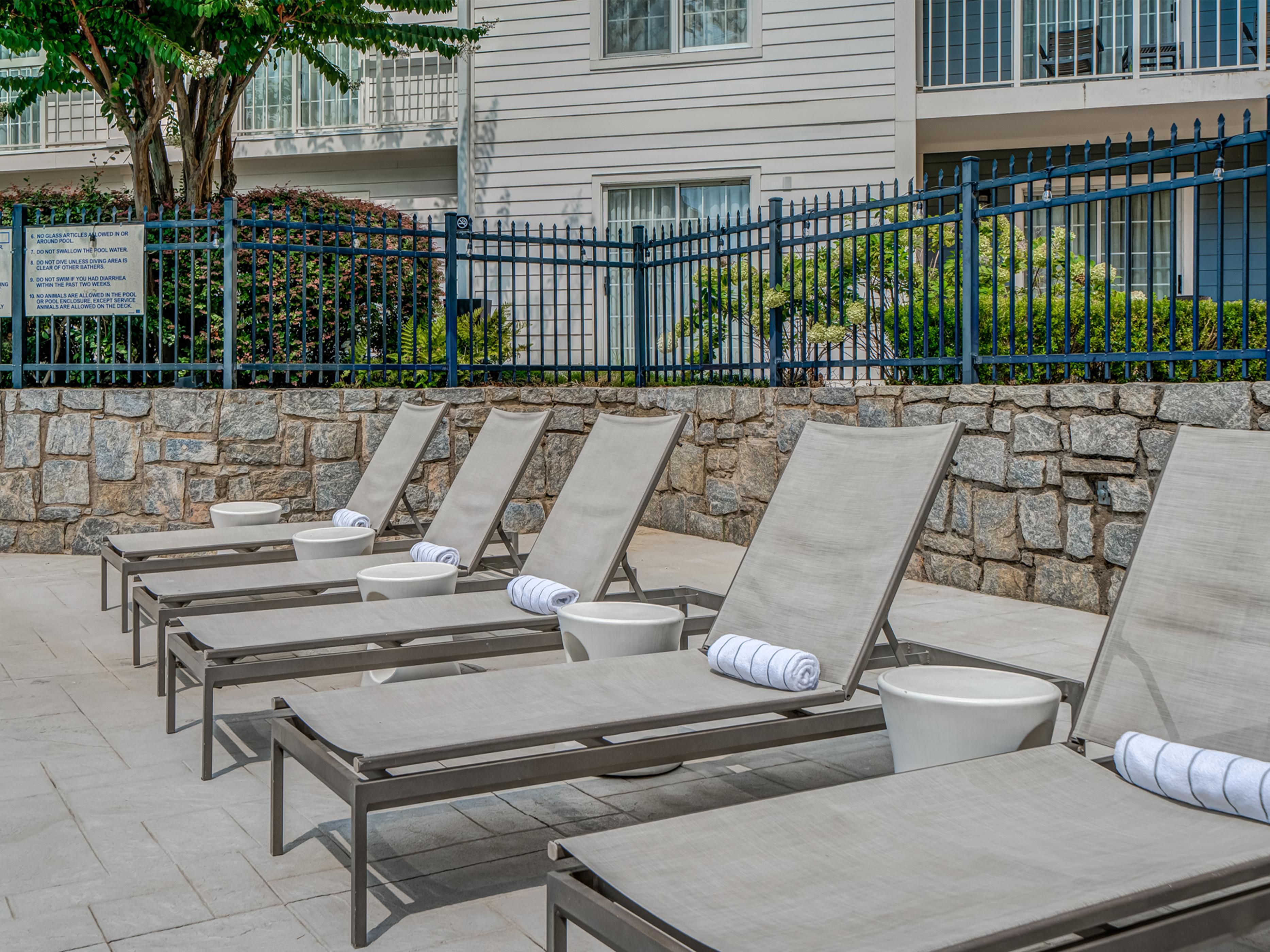 Outdoor Pool Seating